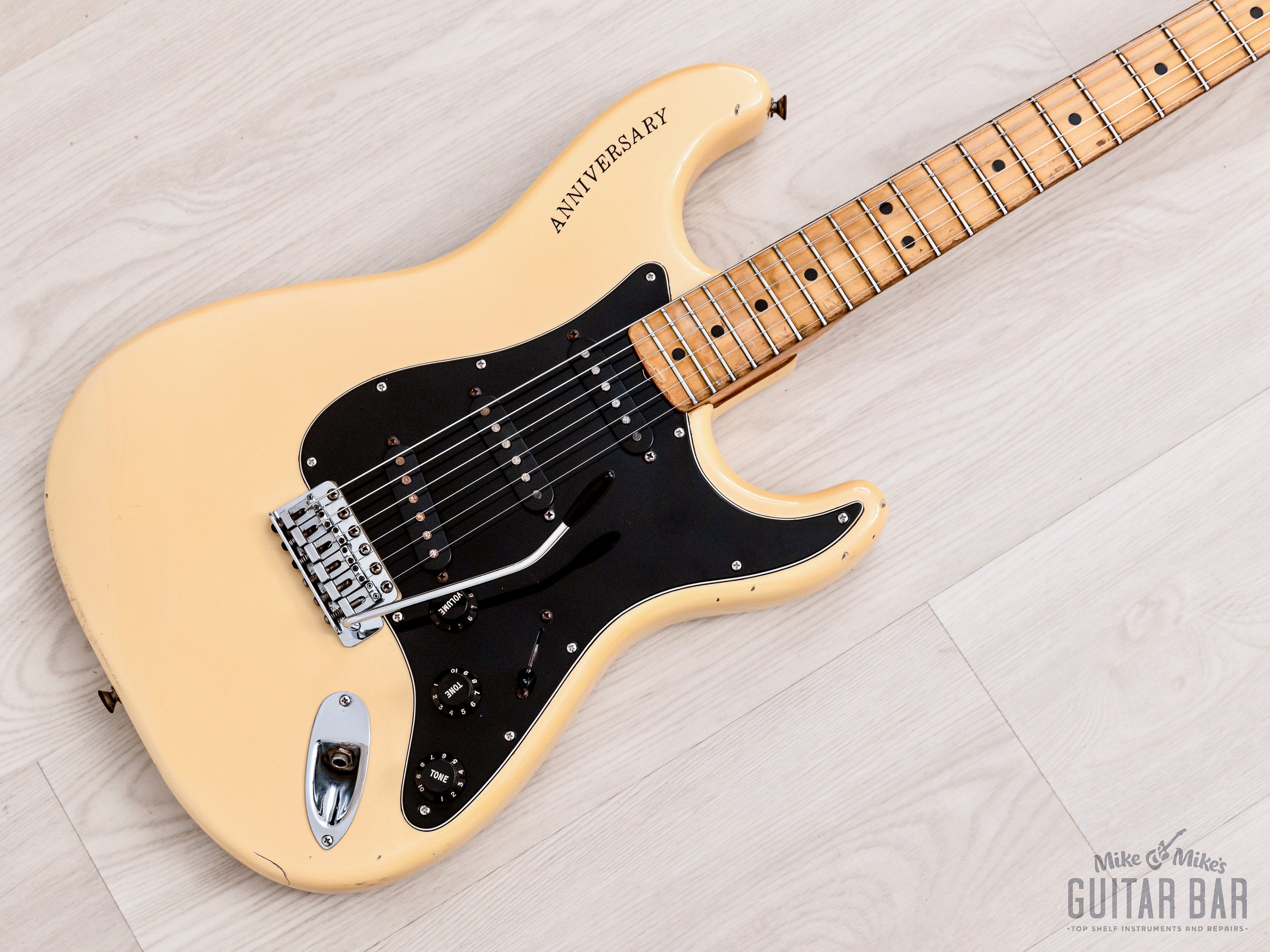 1980 Fender Stratocaster 25th Anniversary Model Vintage Guitar Pearl W