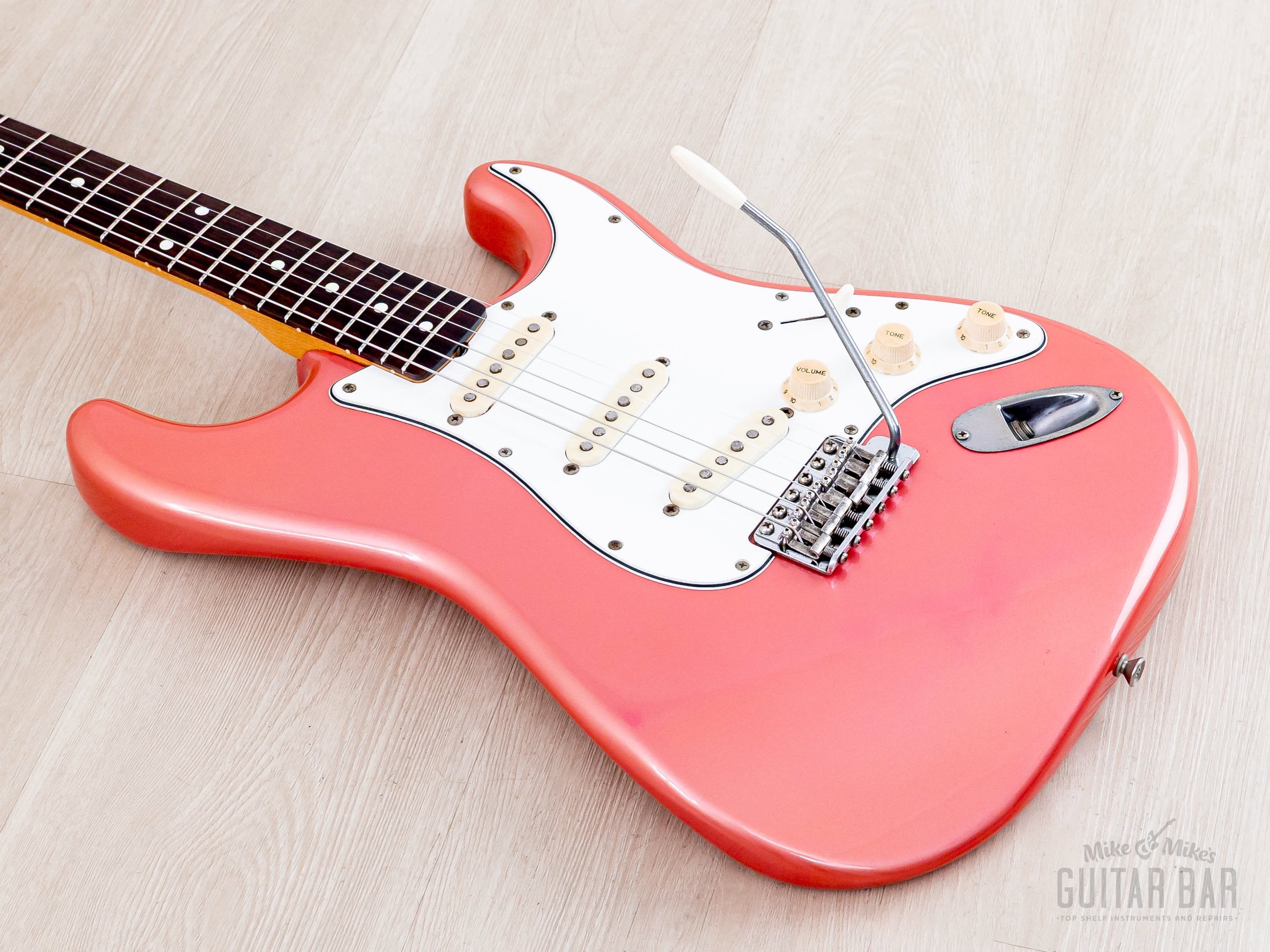 1983 Fender JV Stratocaster '62 Vintage Reissue ST62-65 Metallic Pink