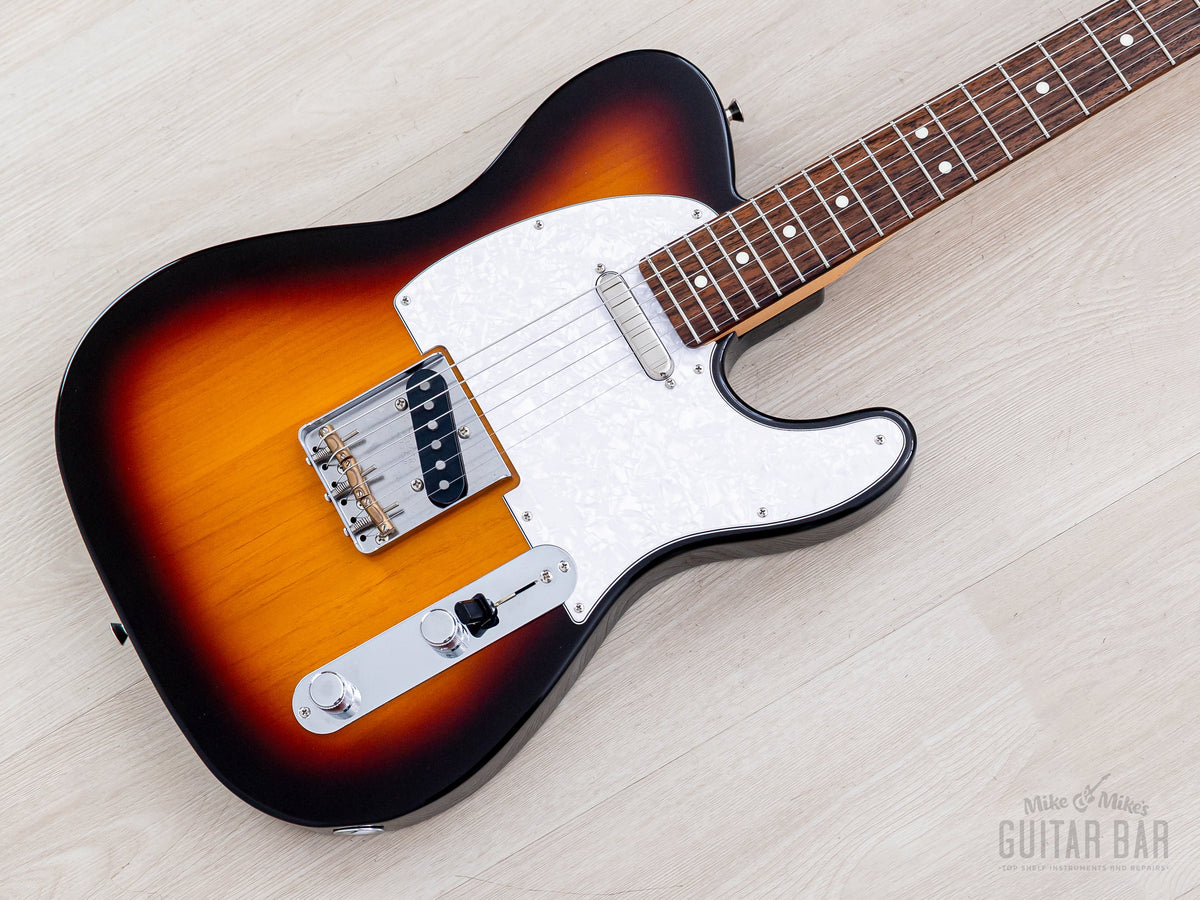 2021 Fender Hybrid II Telecaster Metallic Sunburst, body front angle