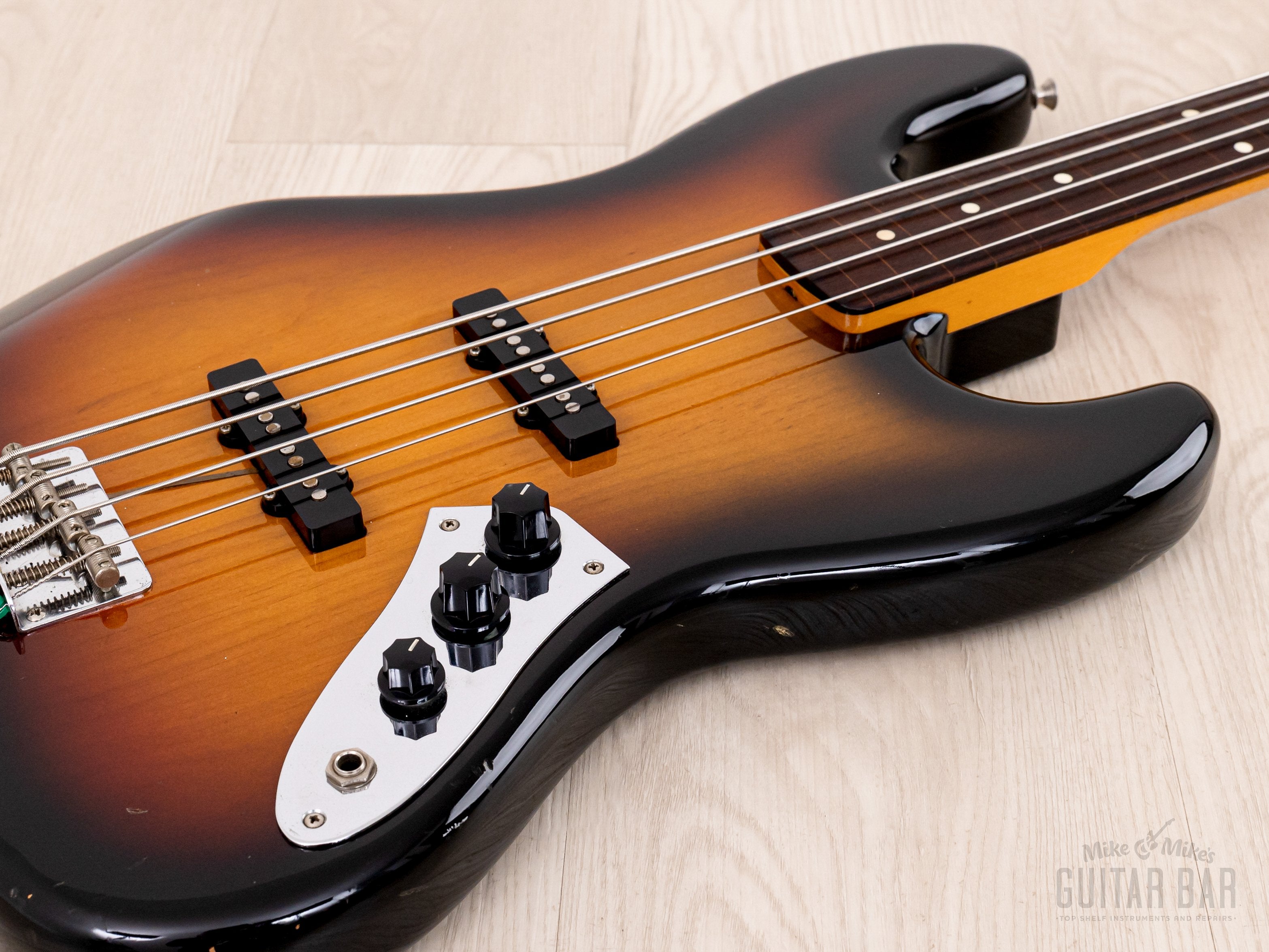 1994 Fender Jazz Bass Fretless '62 Vintage Reissue JB62-77FL w/ USA Pickups, Japan MIJ, Jaco