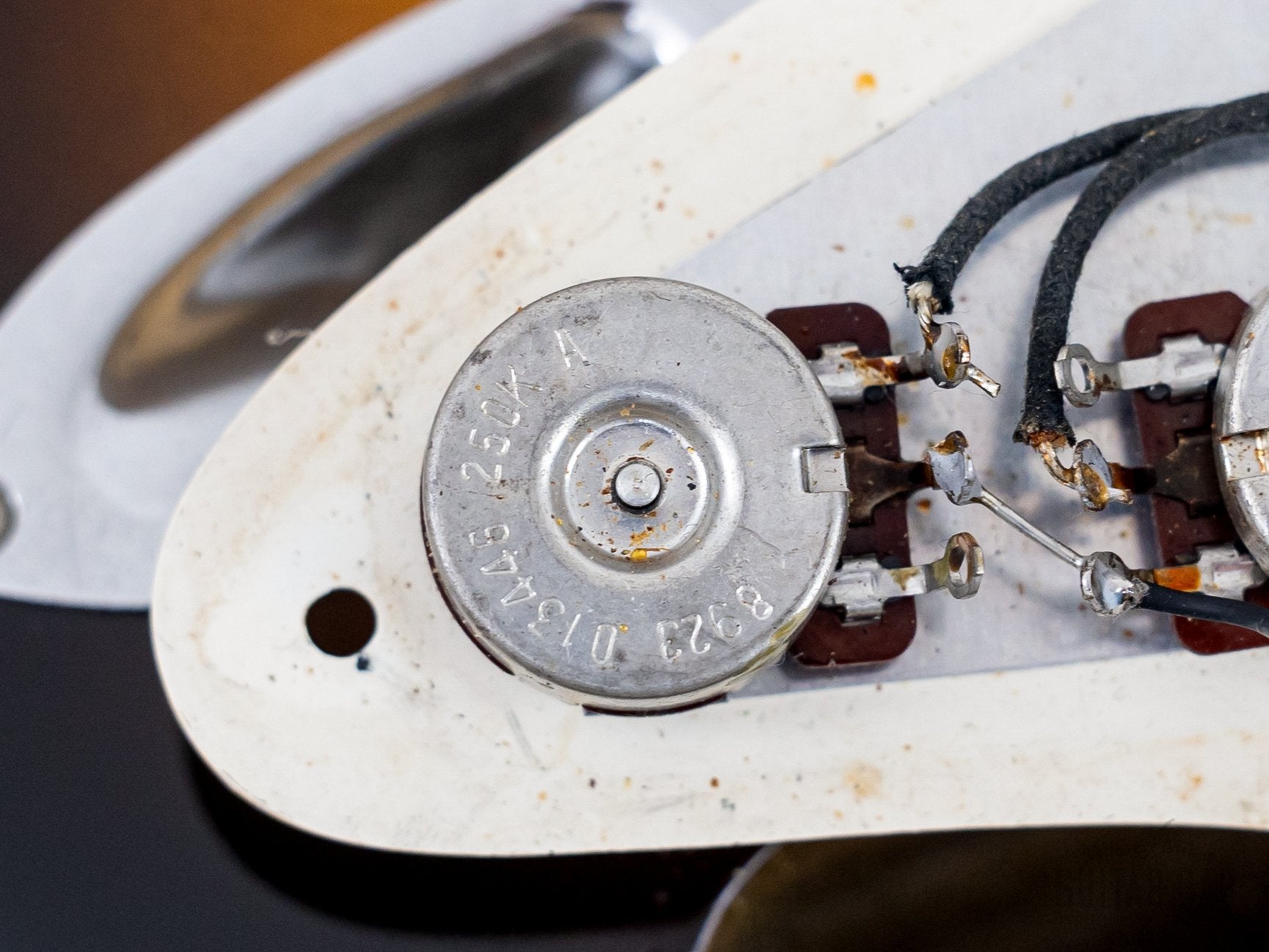 1989 Fender ExTrad Stratocaster '57 Vintage Reissue ST57-140 Sunburst