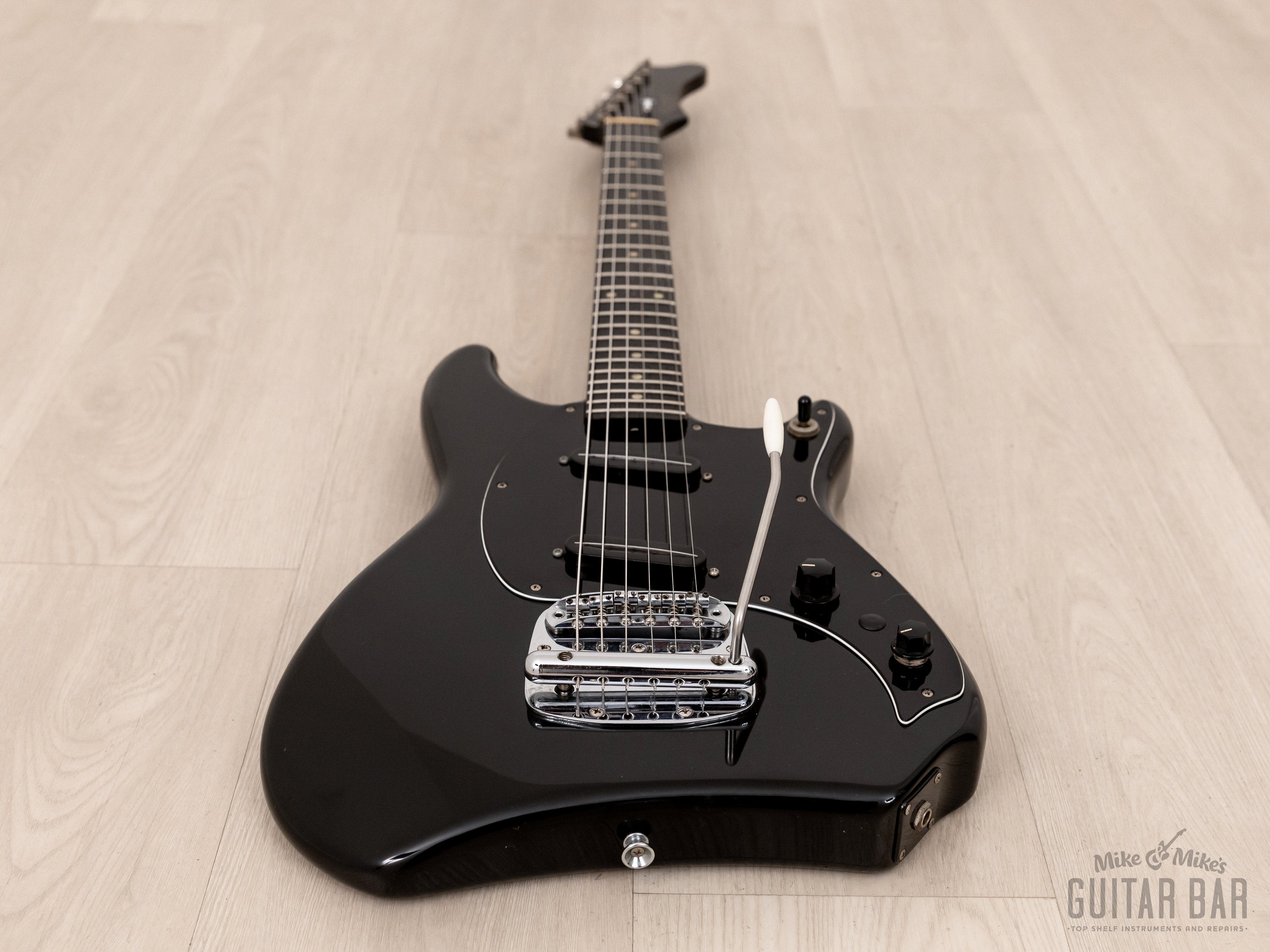 1984 Navigator by ESP Char Signature Model CM-160 Black, Japan