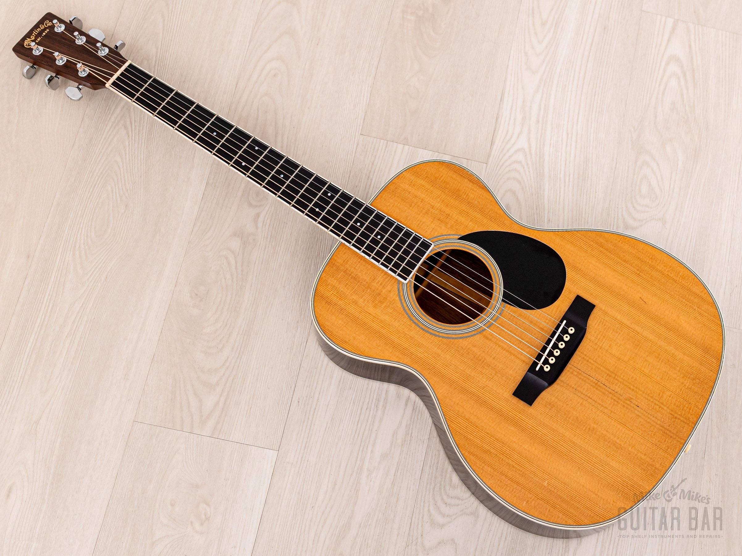 2005 Martin Standard Series OM-35 Orchestra Model Acoustic Guitar w/ Case