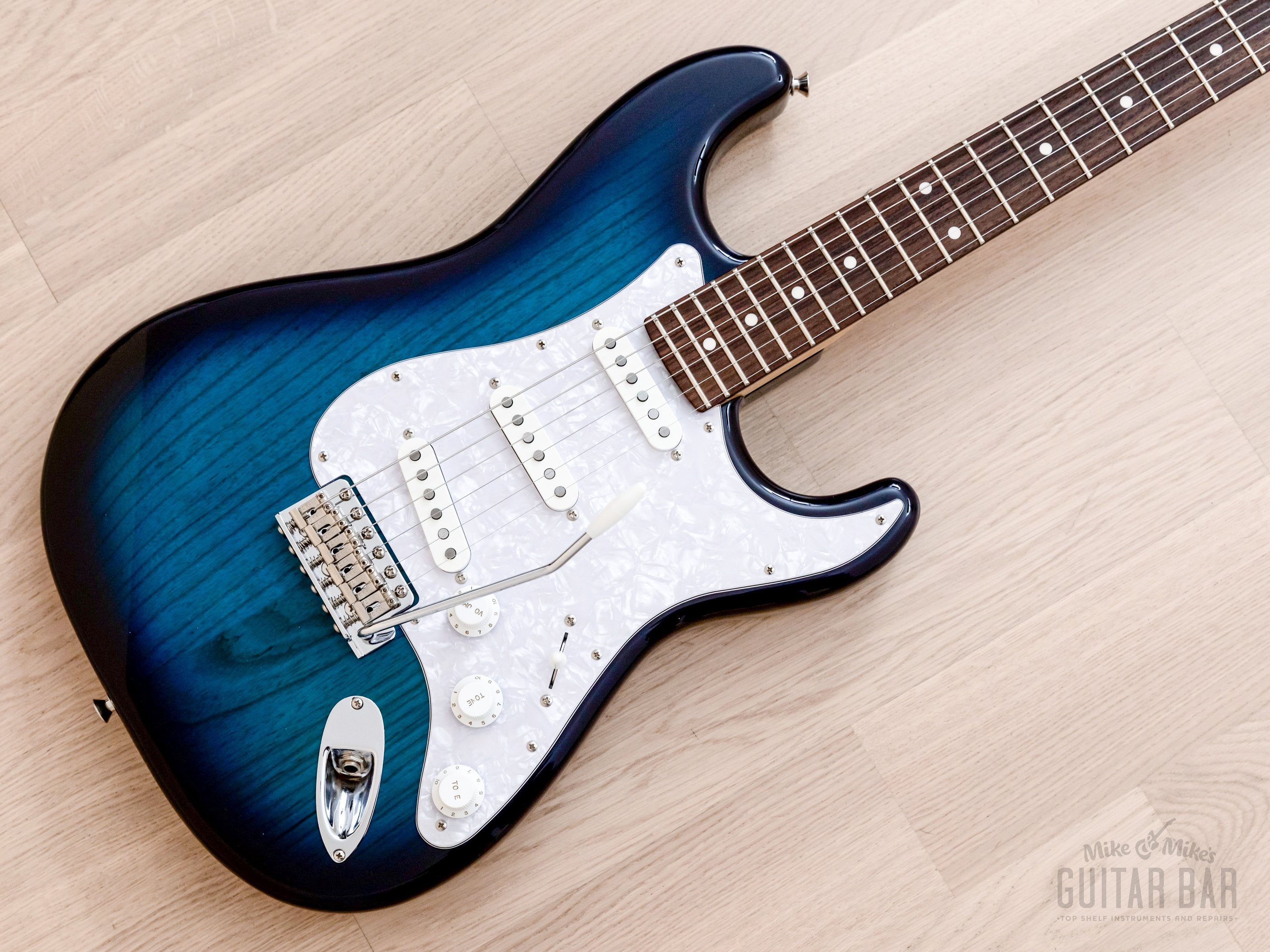 ギター TOKAI AST 118 ASH SEE THROUGH BLUE 2014 Tokai Goldstar Sound AST-118 S-Style Electric Guitar