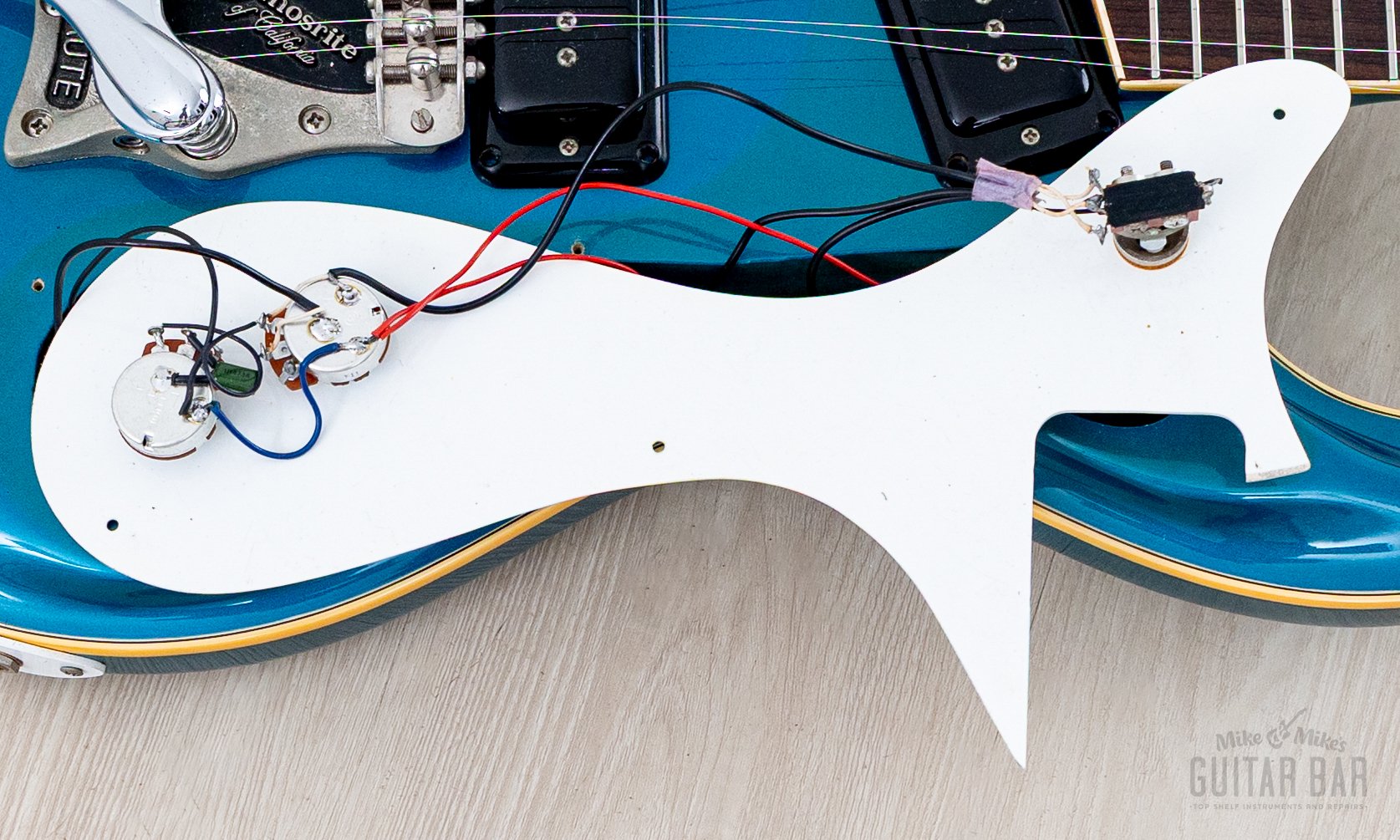 1996 Mosrite Ventures Model '63 Vintage Reissue Sidejack Blue w/ Vibra
