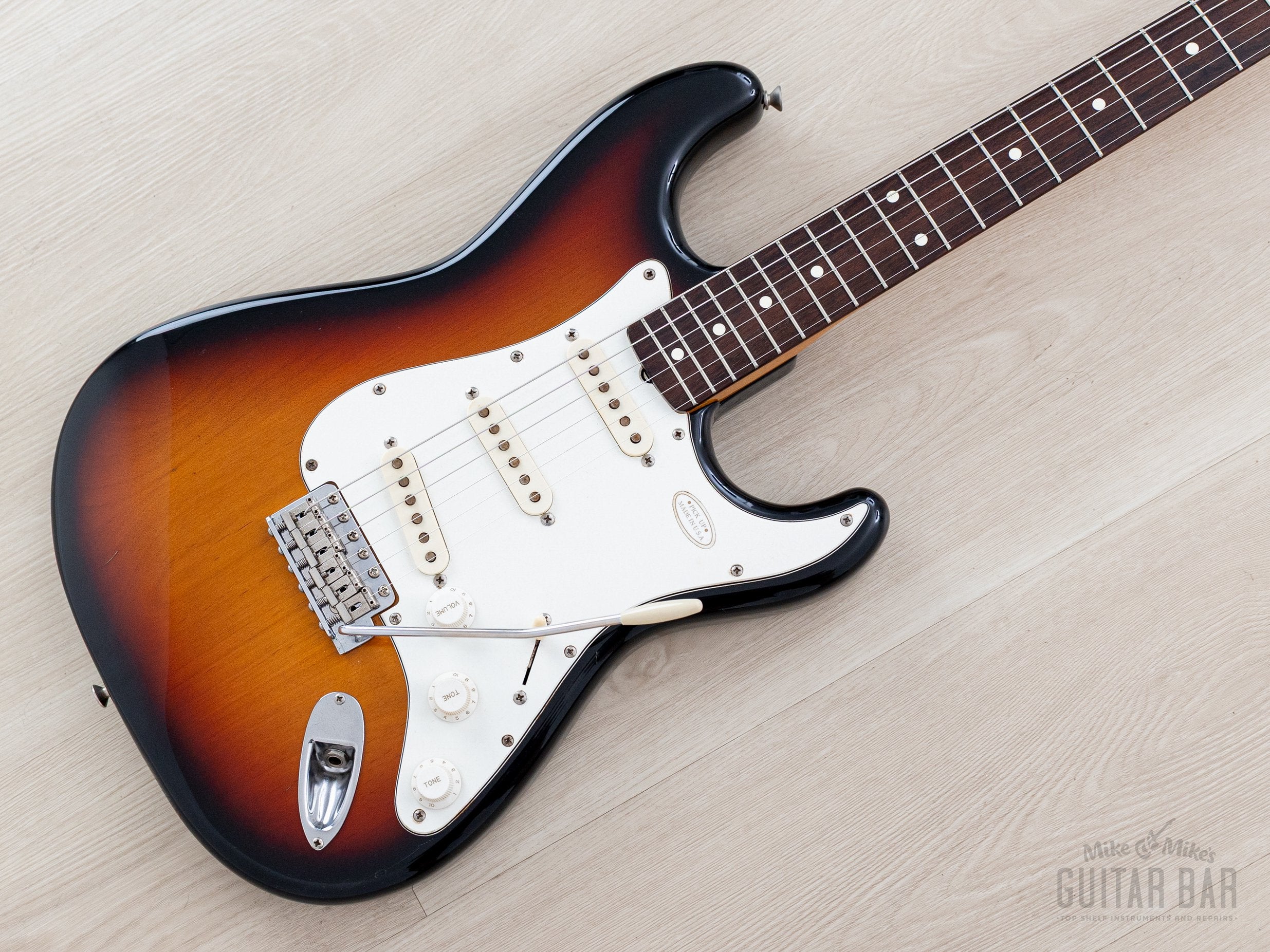 1982 Fender '62 Stratocaster JV ST62-65 Sunburst w/ USA Fullerton Red