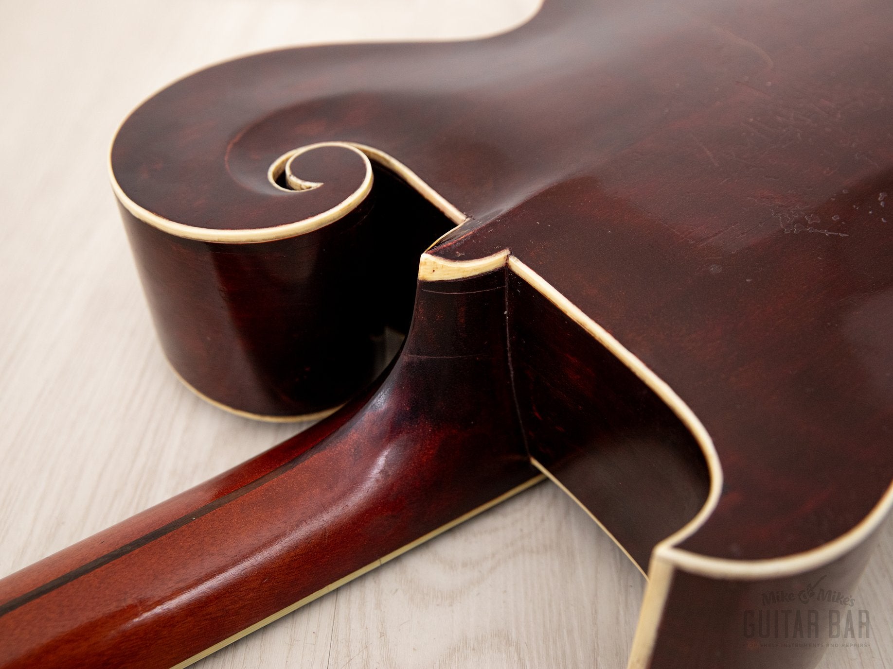 1920 Gibson Style O Vintage Scroll Body Carved Top Round Soundhole Archtop, Lloyd Loar Era w/ Case