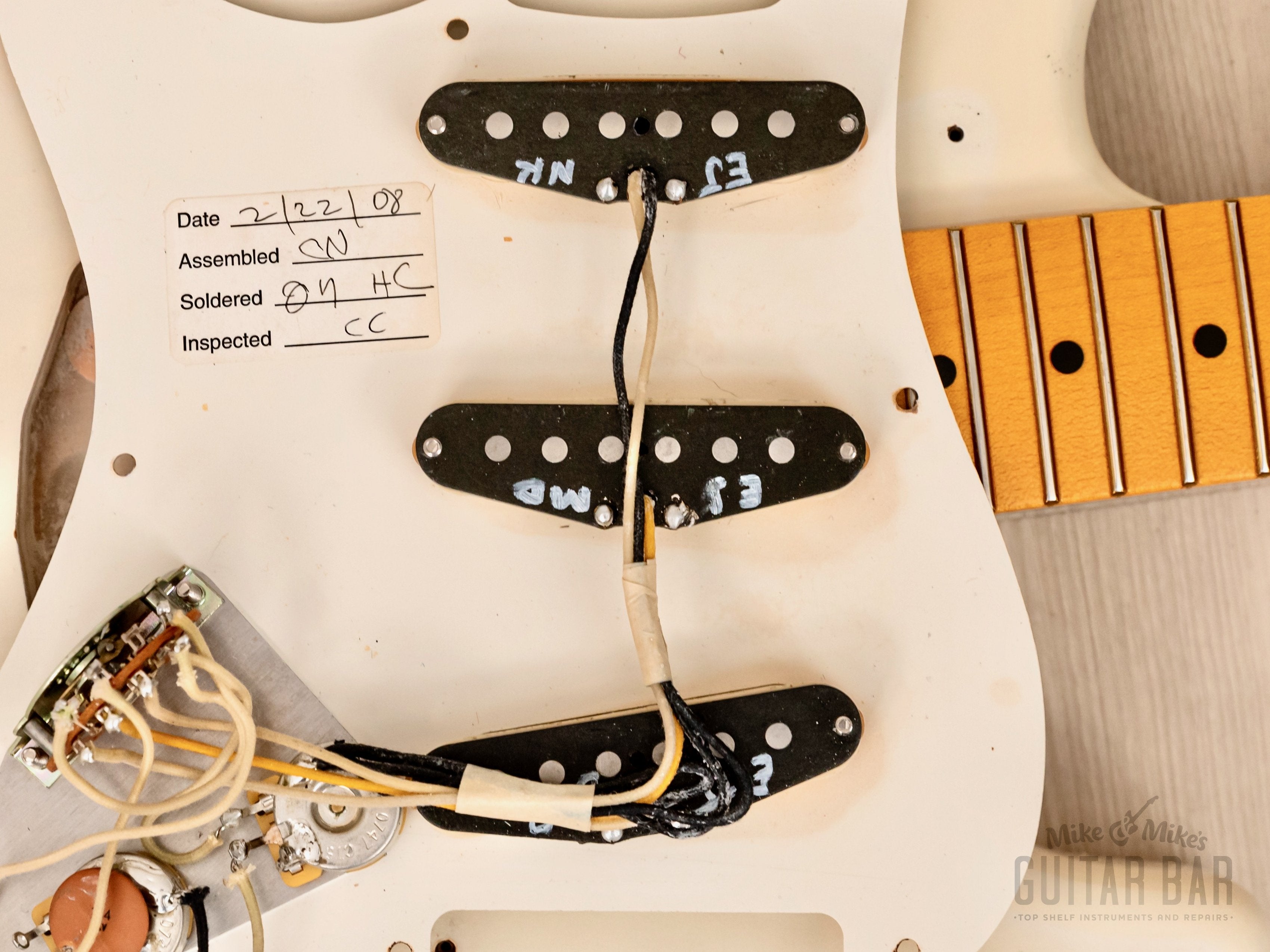 2008 Fender Eric Johnson Stratocaster White Blonde w/ Case, Tags