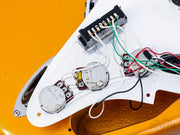 1991 Fender Order Made Yngwie Malmsteen Strat Gold, wiring and pots