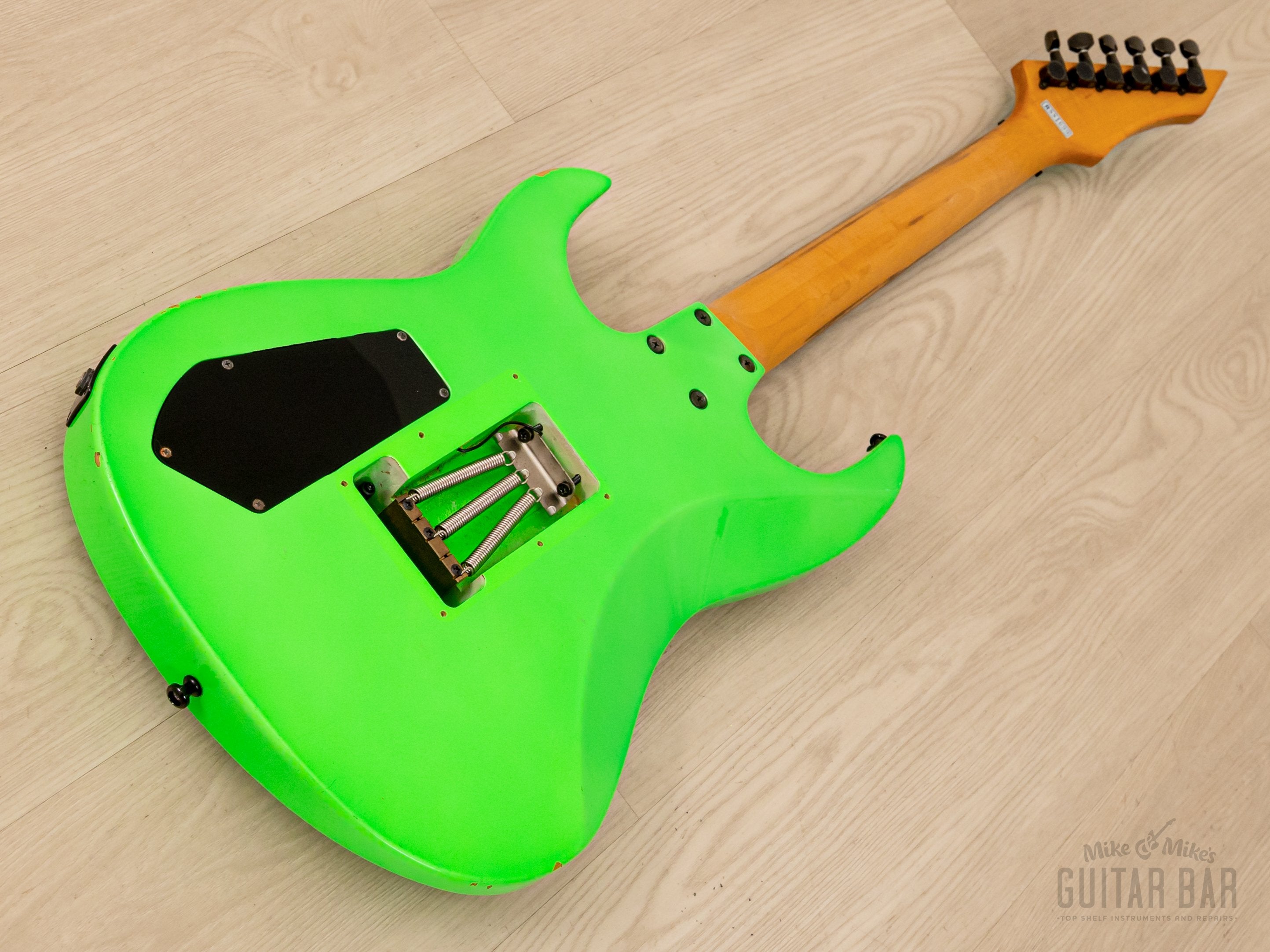 1990 B.C. Rich NJ Series Gunslinger GS-MR851 Slime, Neon Green, C.C. DeVille