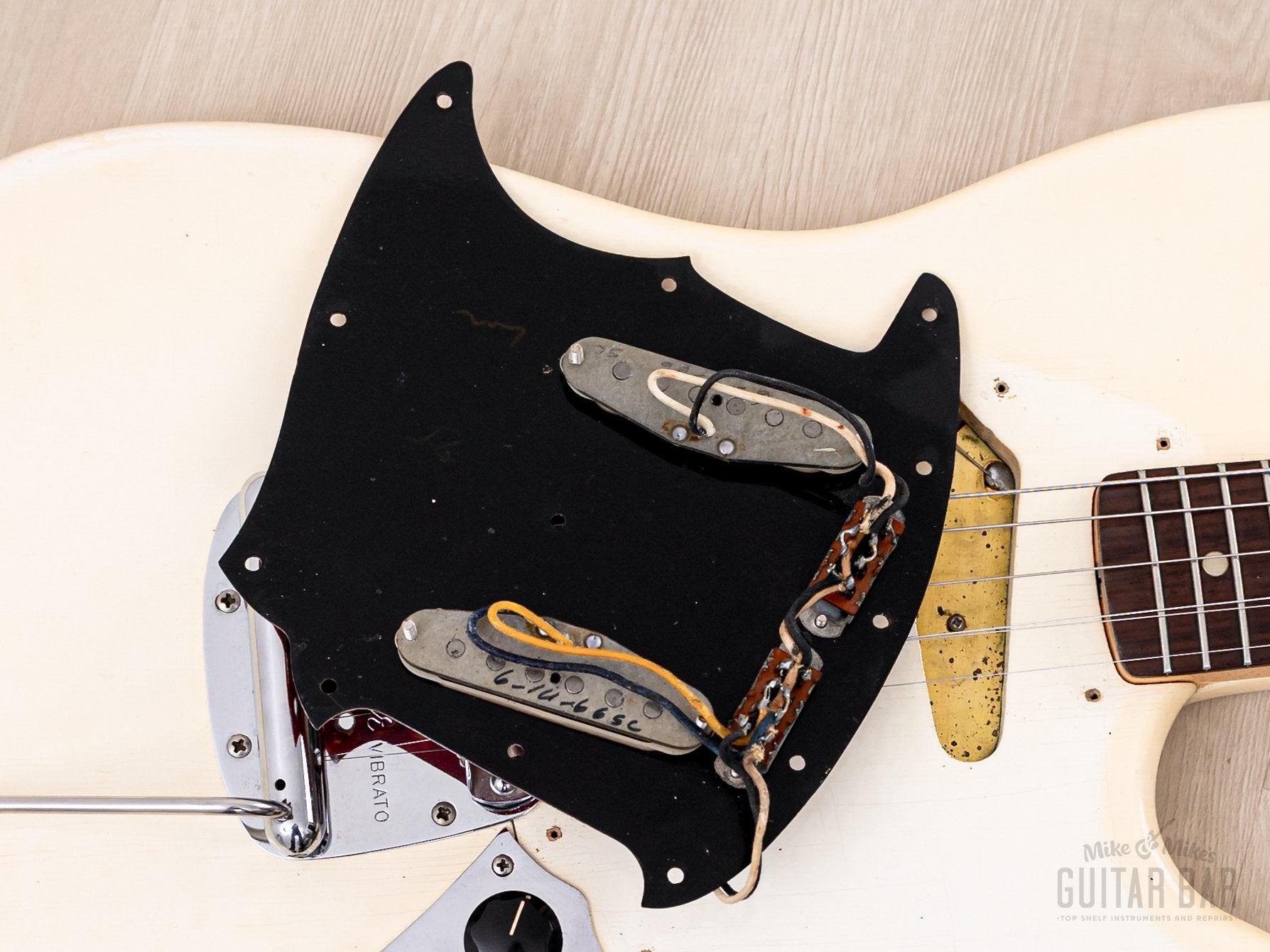 1966 Fender Mustang Vintage Offset Electric Guitar Olympic White 100% Original w/ Slab Brazilian Board, Case