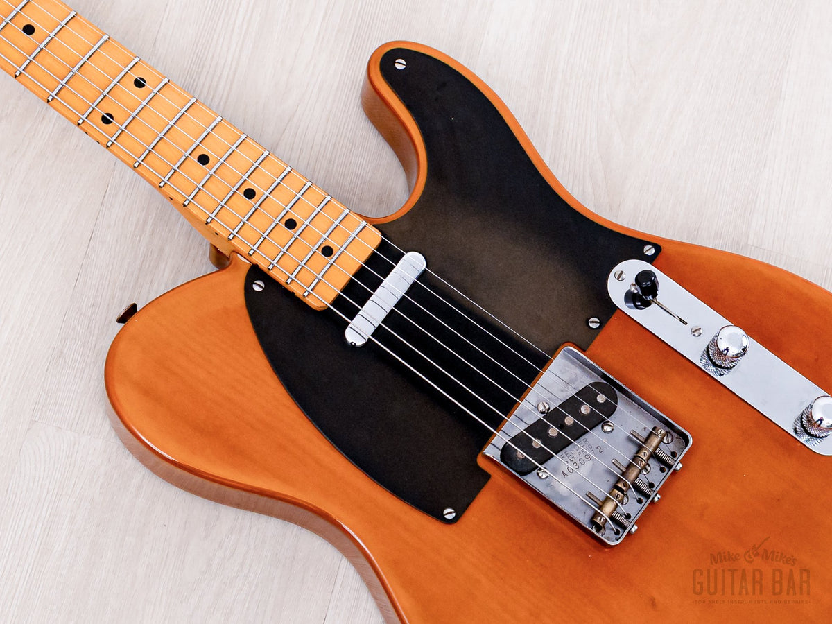 Body angle with black bobbin neck pickup