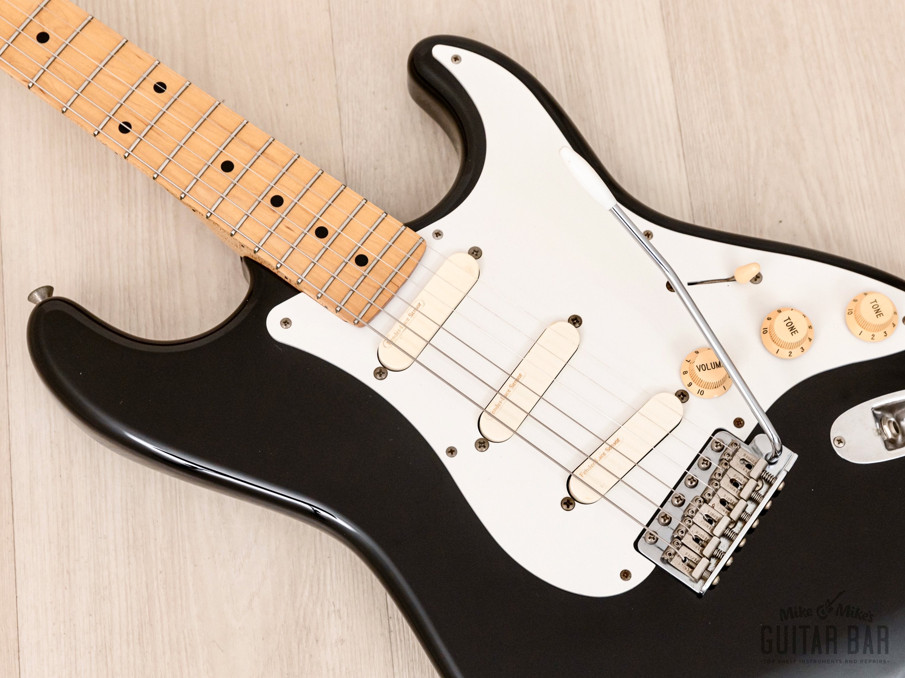 1999 Fender Stratocaster ‘54 Vintage Reissue ST54-95LS Blackie Specs w/ USA Lace Sensors, Japan CIJ