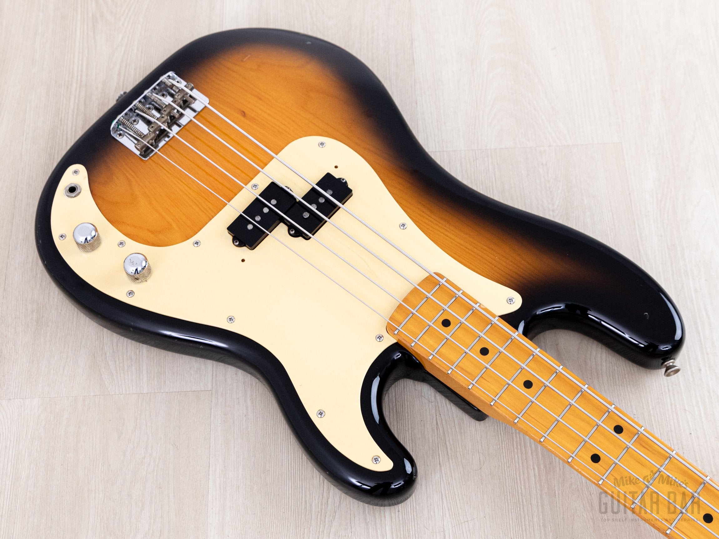 1982 Fender JV Precision Bass '57 Vintage Reissue PB57-70 Sunburst Ash