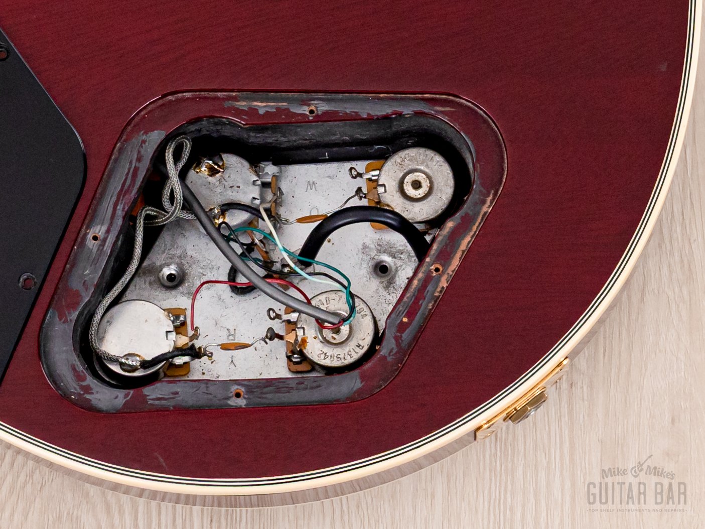 1990 Gibson Les Paul Custom Heritage Cherry Sunburst, Near-Mint w/ Zebra '57 Classic PAFs, Case