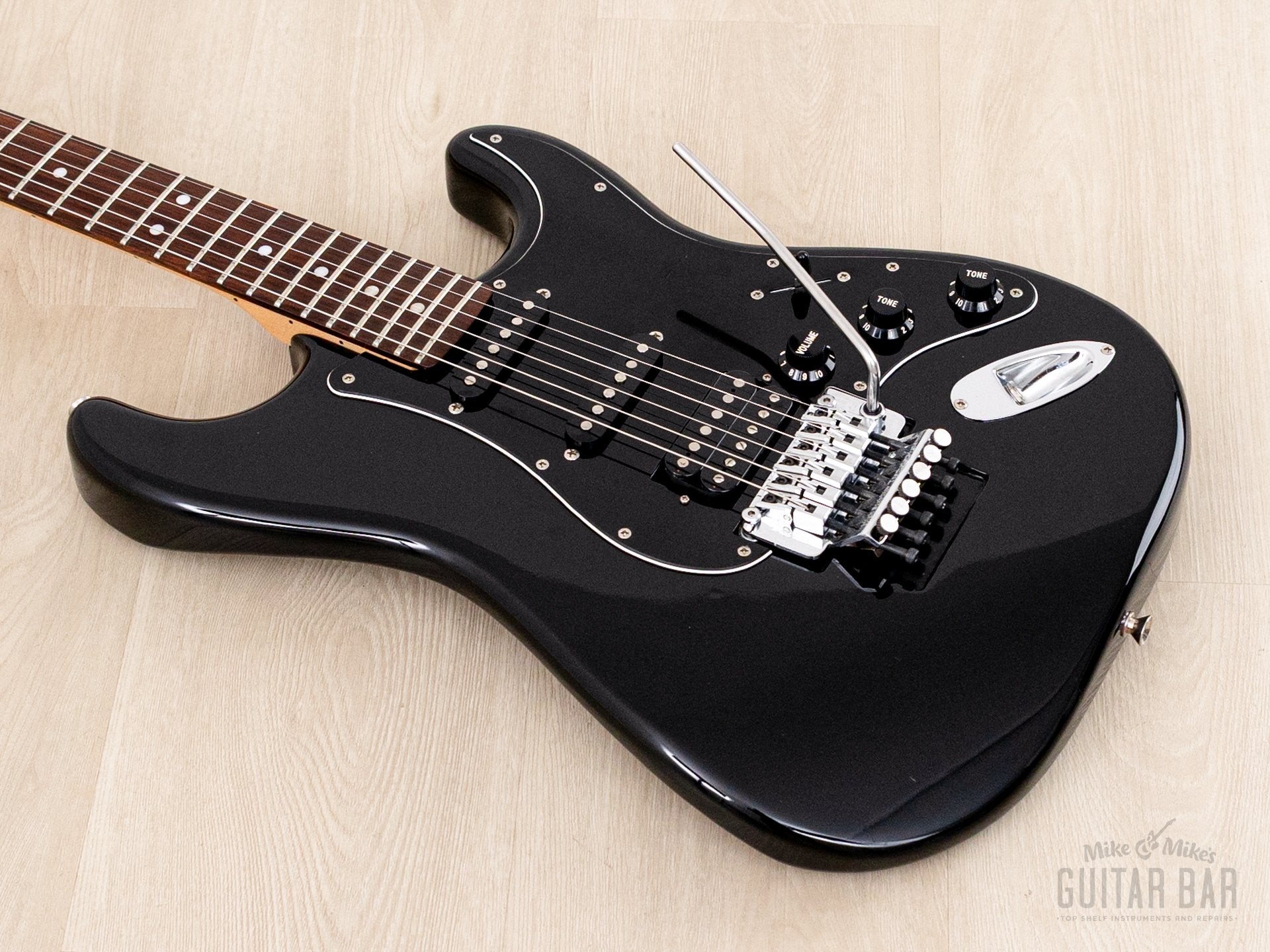 2007 Fender Stratocaster ST72-FR SSH Superstrat Black Non