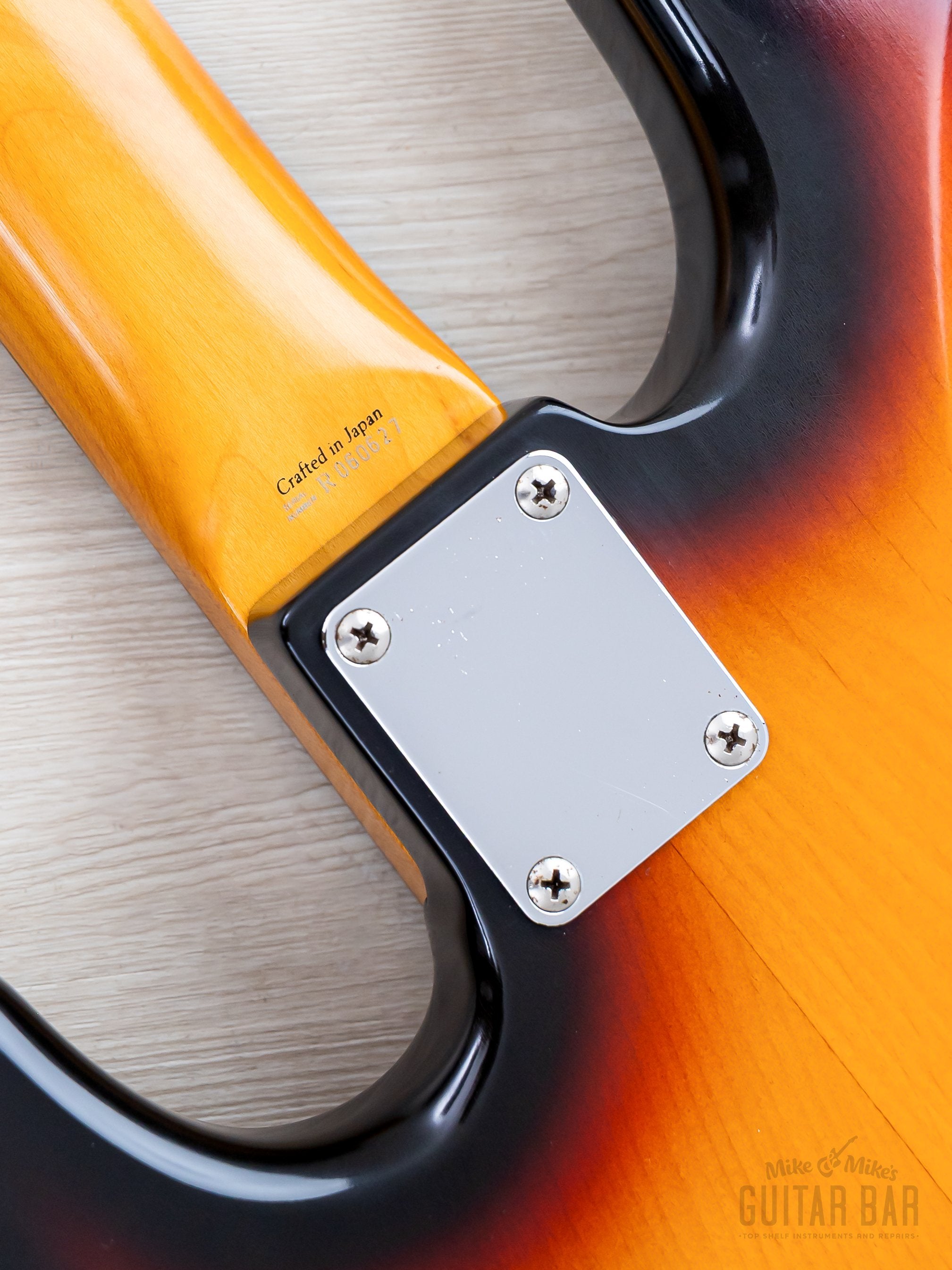 2005 Fender '62 Jazz Bass DiMarzio Collection JB62-110DMC Sunburst Lac