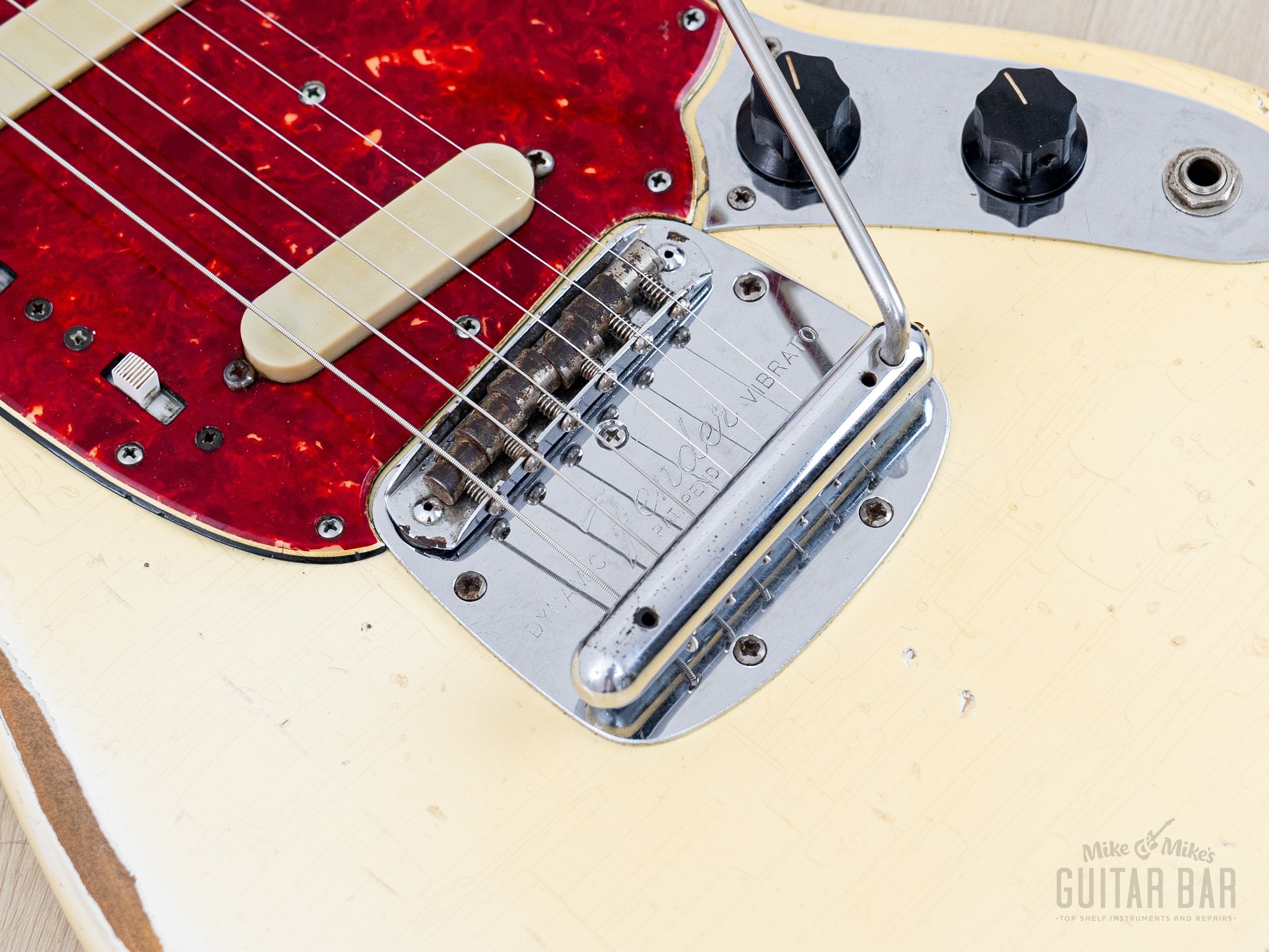 1965 Fender Mustang Vintage Offset Guitar Olympic White w/ Case