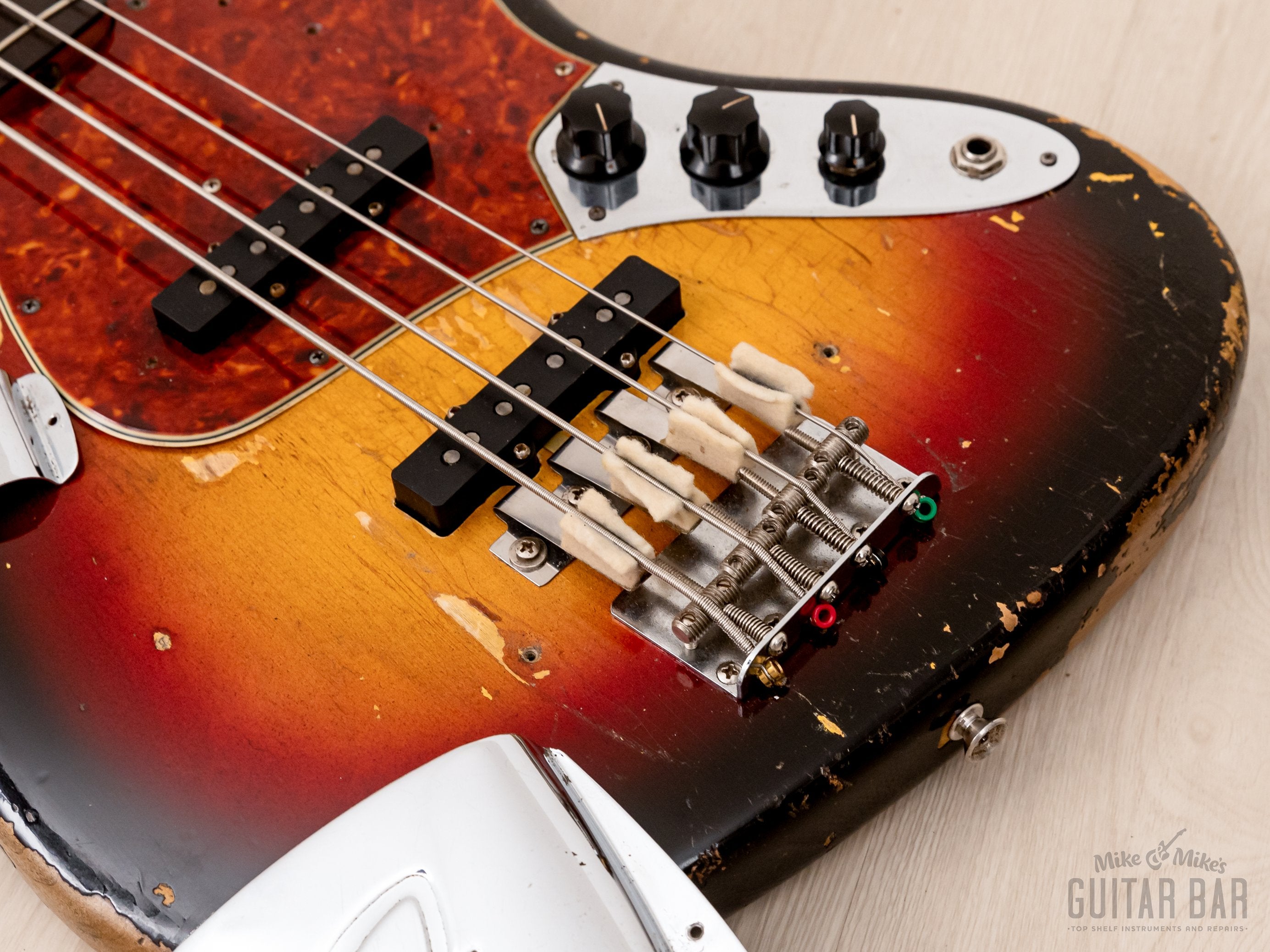 1963 Fender Jazz Bass Pre-CBS Vintage Bass Sunburst w/ Case