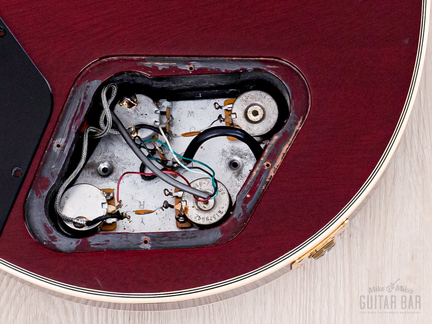 1990 Gibson Les Paul Custom Heritage Cherry Sunburst, Near-Mint w/ Zeb