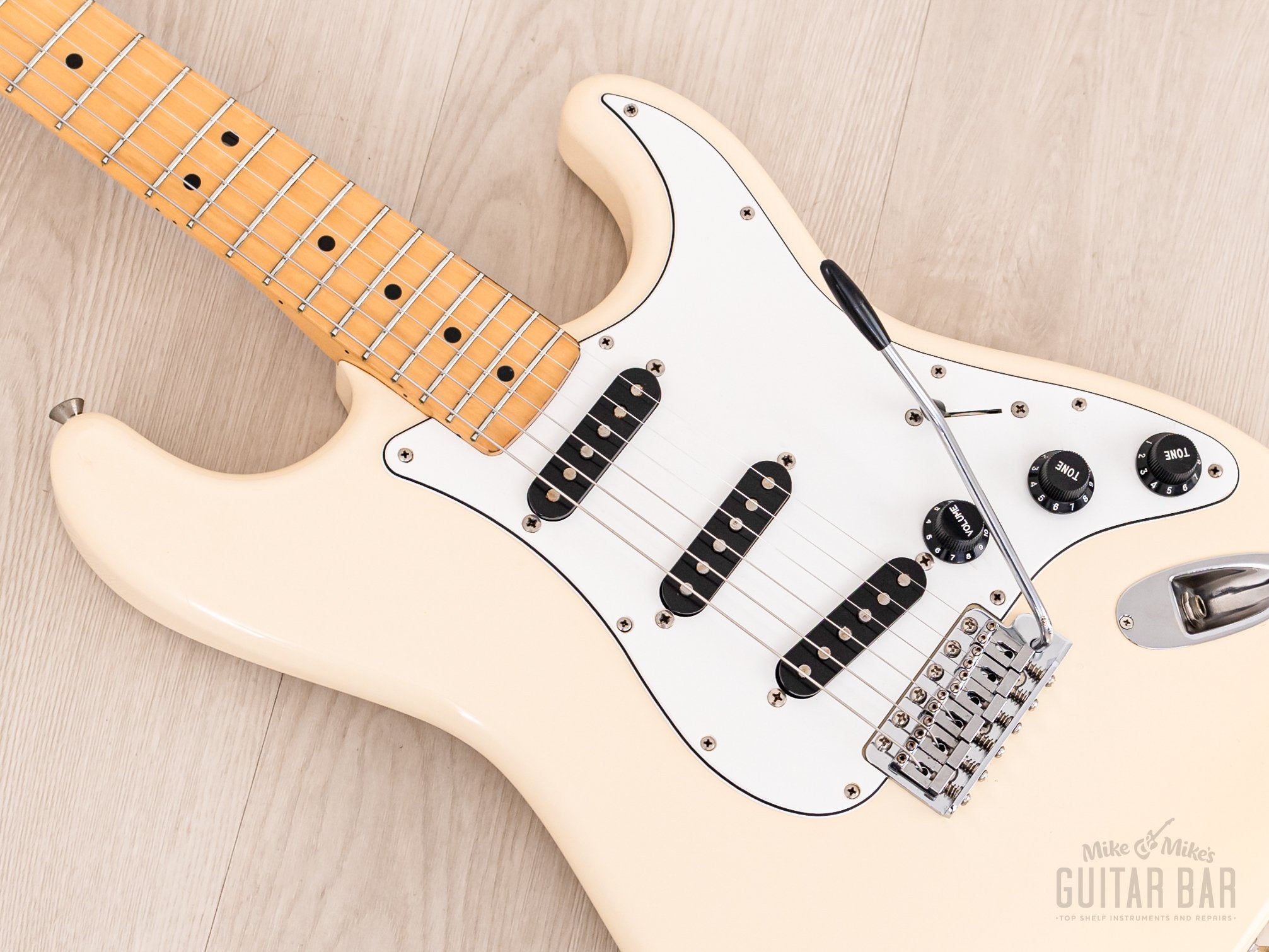 2002 Fender '72 Stratocaster ST72-58US Olympic White w/ American Vintage 57/62 Pickups, Japan CIJ