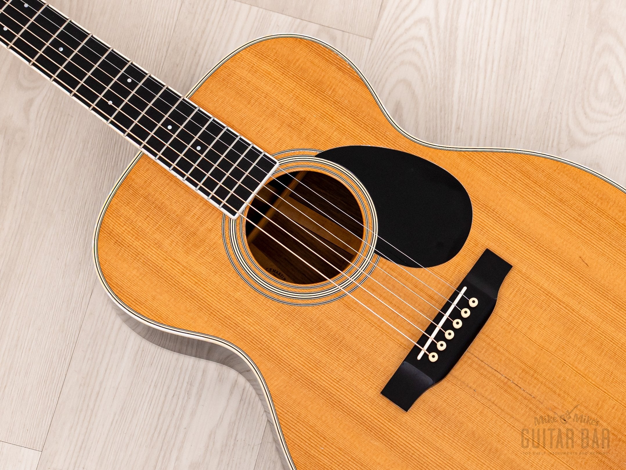 2005 Martin Standard Series OM-35 Orchestra Model Acoustic Guitar w/ Case