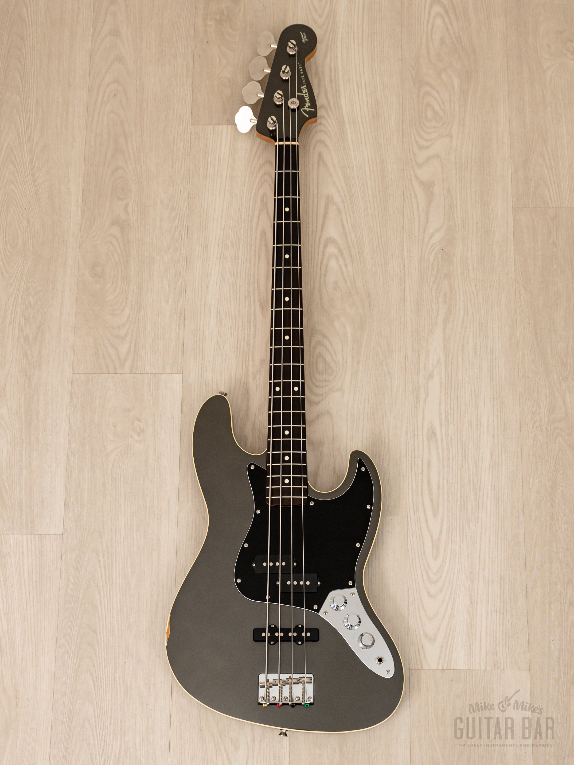 2004 Fender Aerodyne Jazz Bass model AJB-58 Dolphin Gray, Japan CIJ