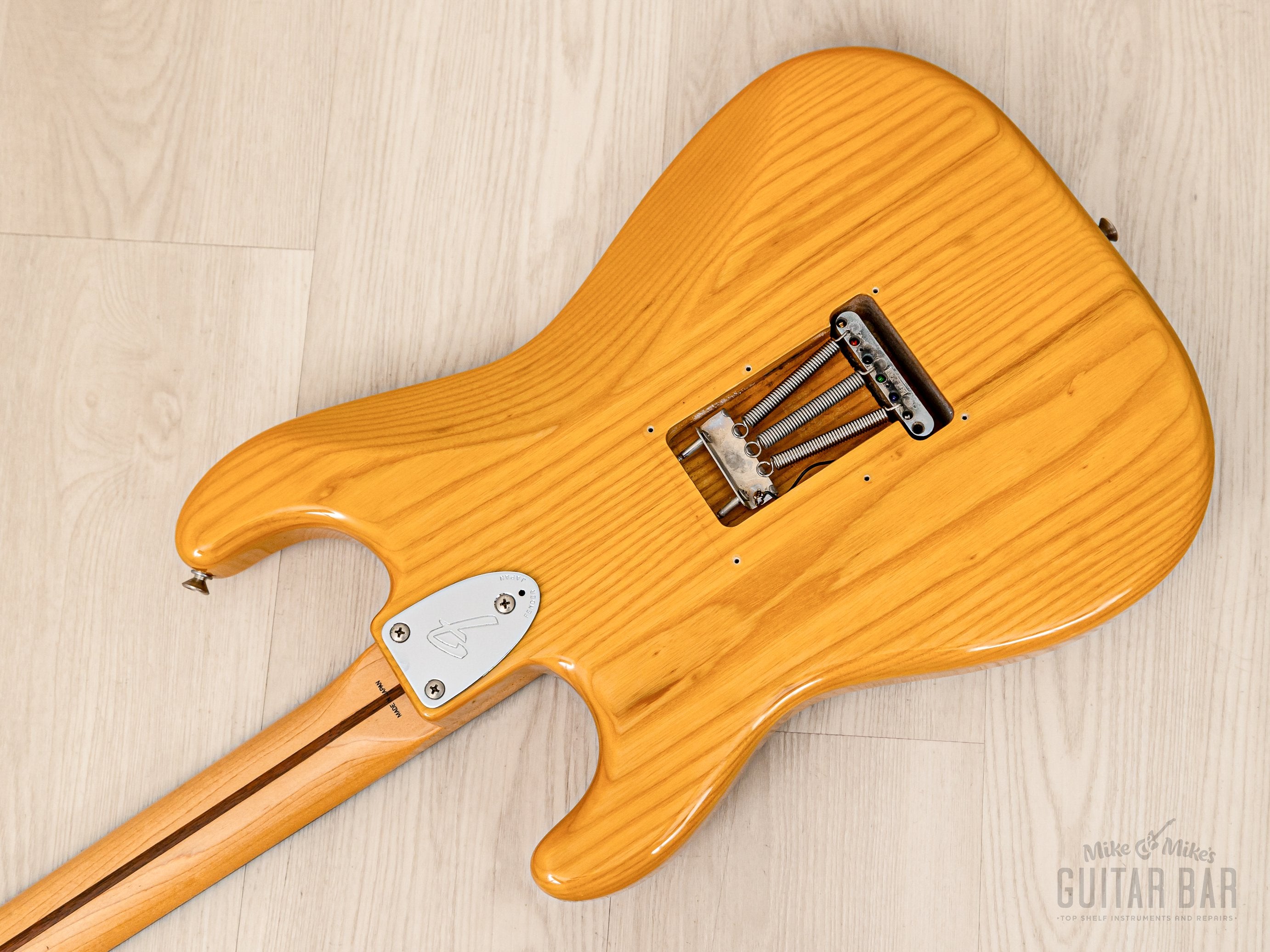 1986 Fender '72 Stratocaster ST72-115 Natural Ash, Near-Mint w/ USA Pickups & Case, Japan MIJ Fujigen
