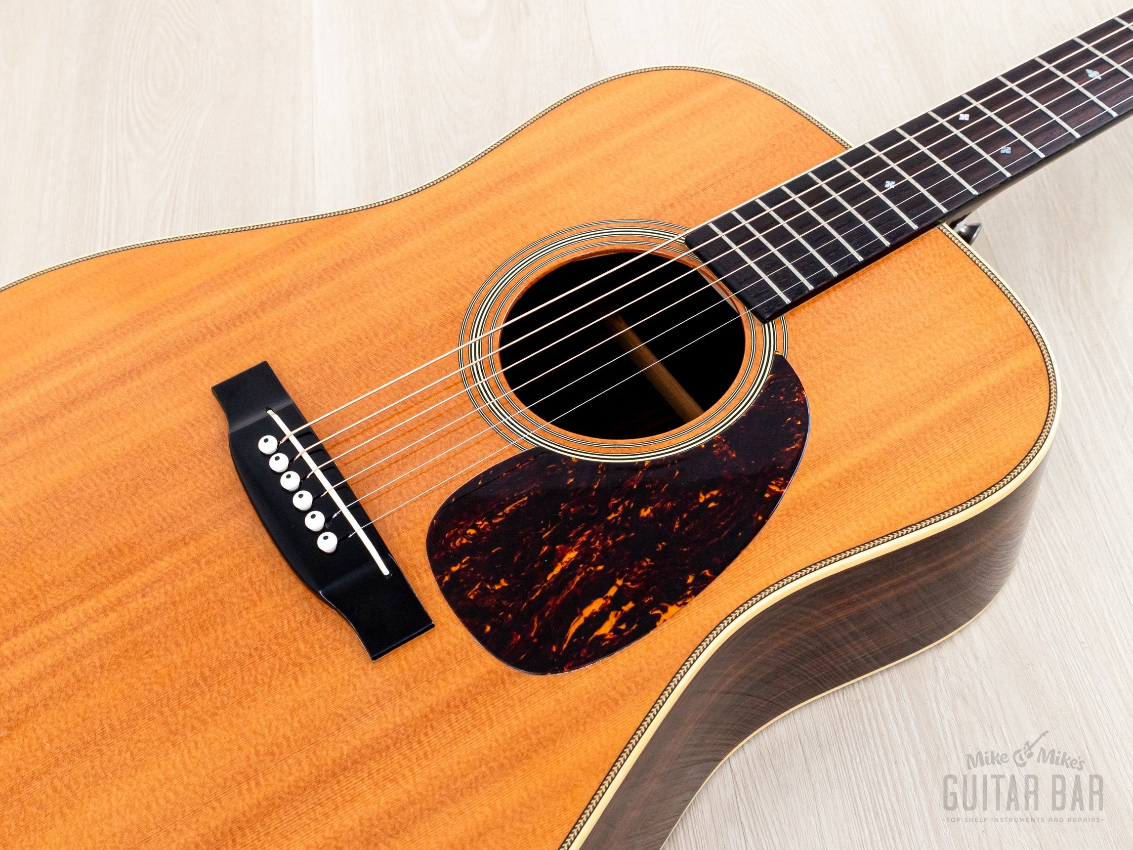 ギター Cat's Eyes TCM-50V 1984 Tokai Cats Eyes TCM-50V Martin-Licensed Vintage Herringbone Dread