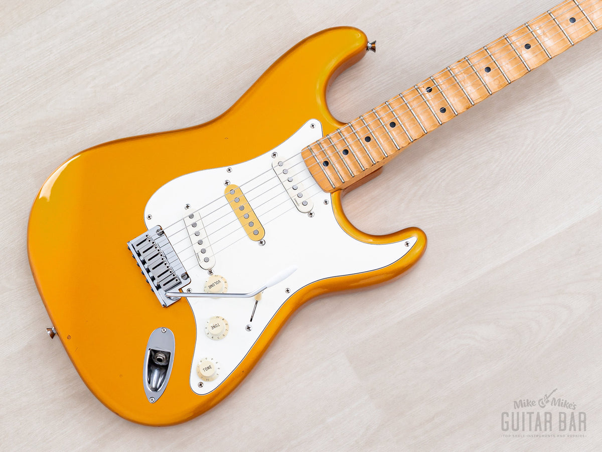 1991 Fender Order Made Yngwie Malmsteen Strat Gold, front angled view