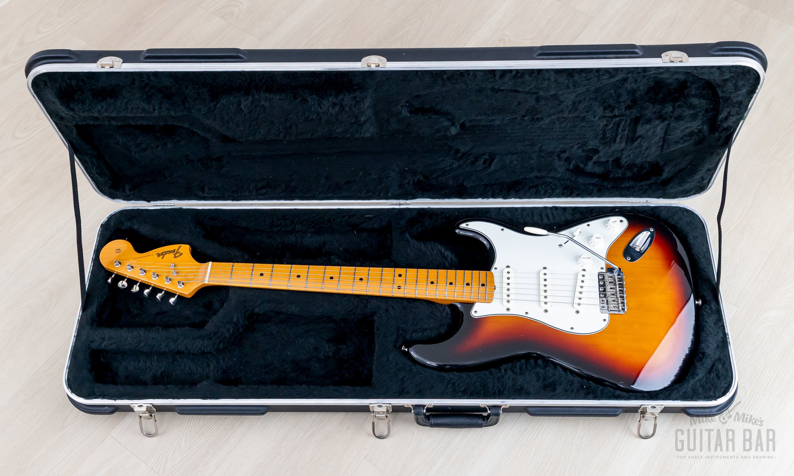 Fender Japan ST67-95 貼りメイプル 1995 Fender Stratocaster '67 Vintage Reissue ST67-95 Sunburst w/ Lindy