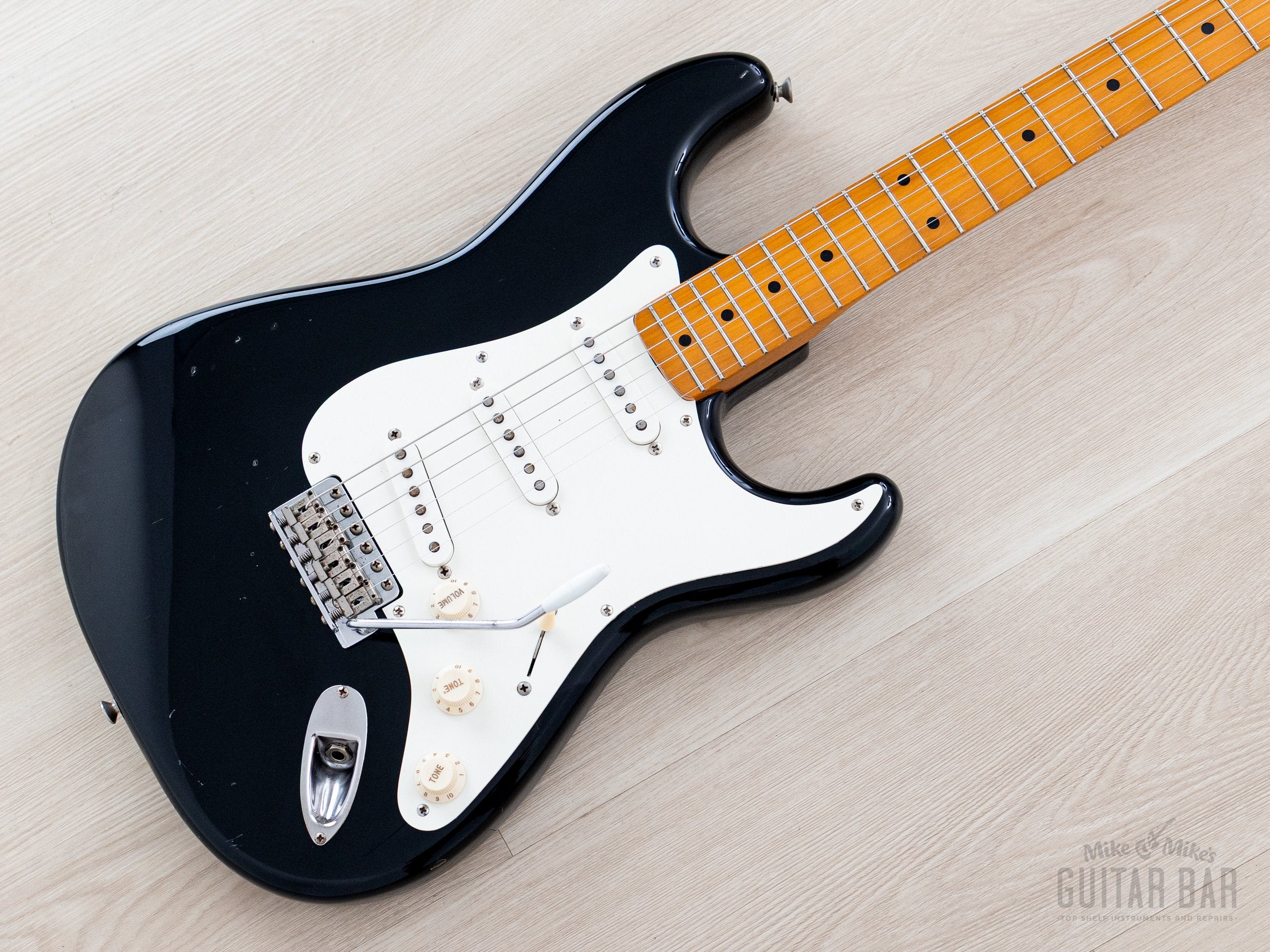 Fender Japan ST57 ストラトキャスター 1982製 1982 Fender '57 Stratocaster JV ST57-65 Black w/ USA Fullerton Red Bob