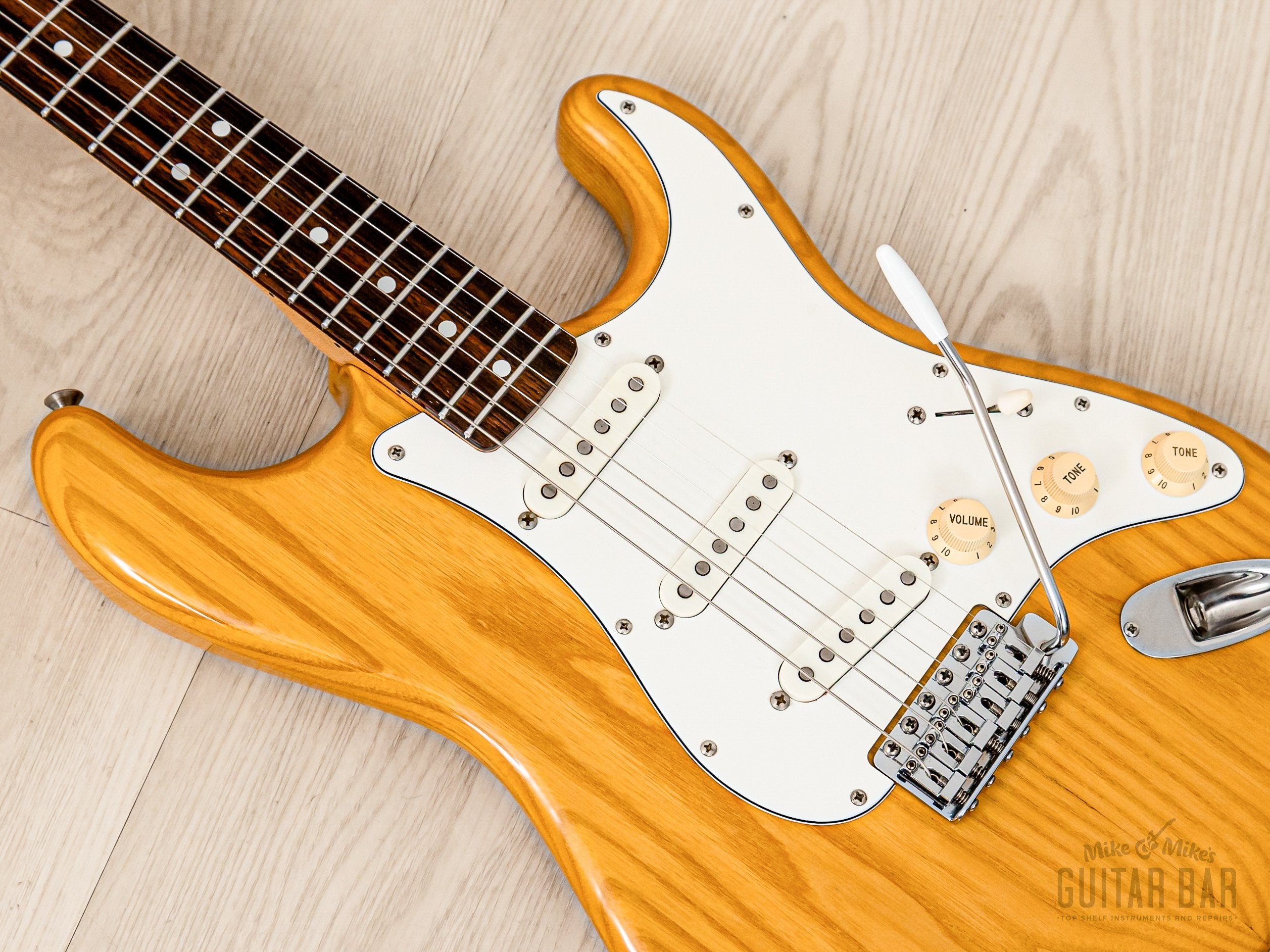 1986 Fender '72 Stratocaster ST72-115 Natural Ash, Near-Mint w/ USA Pickups & Case, Japan MIJ Fujigen