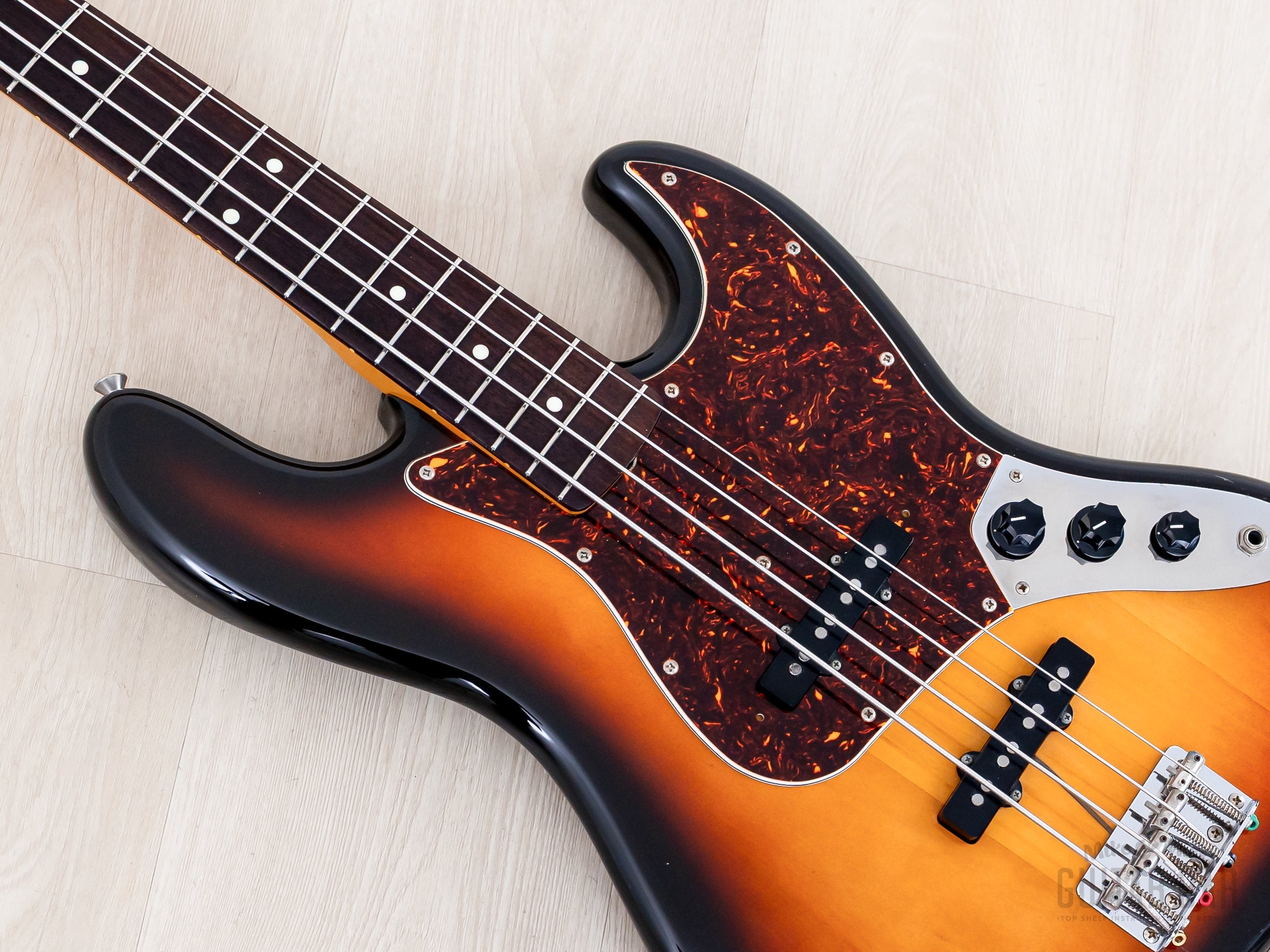 1988 Fender Jazz Bass '62 Vintage Reissue JB62-60 Sunburst, Japan MIJ