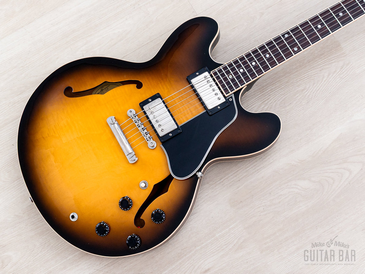 2001 Gibson ES-335 Dot Vintage Sunburst - body front angle