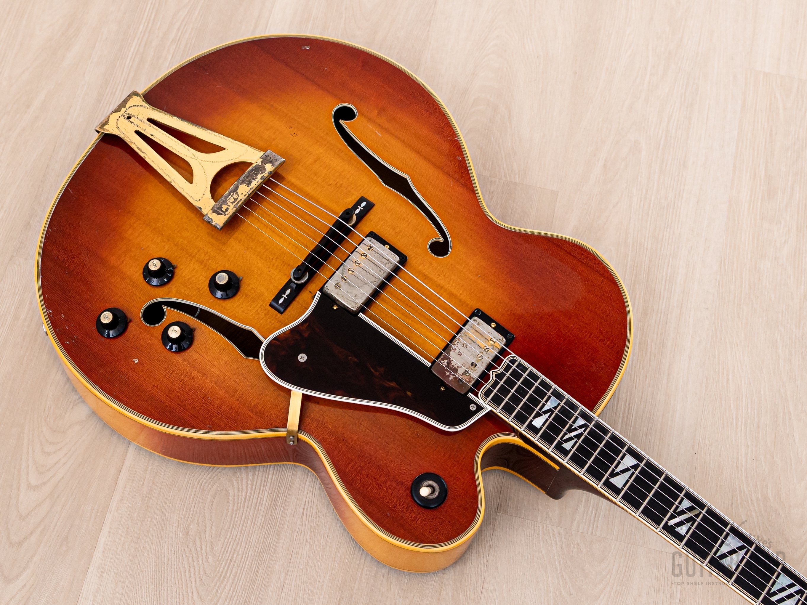 1970 Gibson Super 400 CES Vintage Archtop Electric Guitar Sunburst w/ T Tops, 1 11/16
