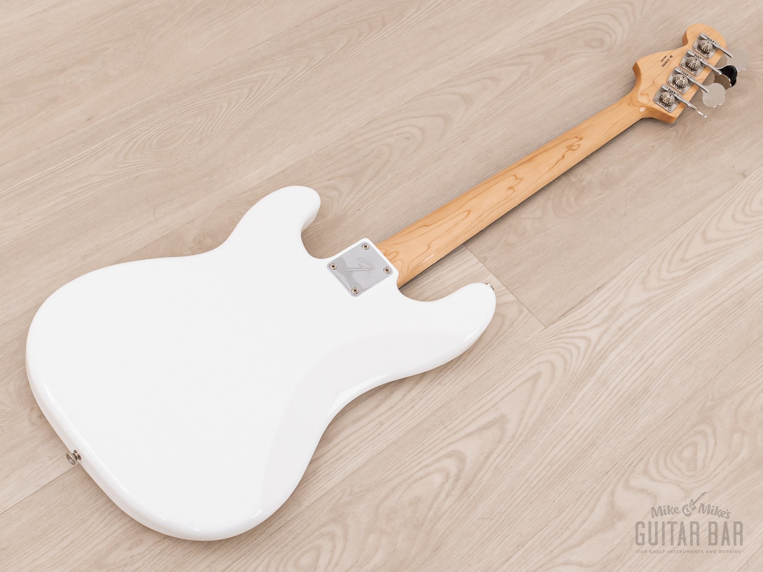 2023 Fender Traditional II 70s Precision Bass Arctic White, Japan MIJ