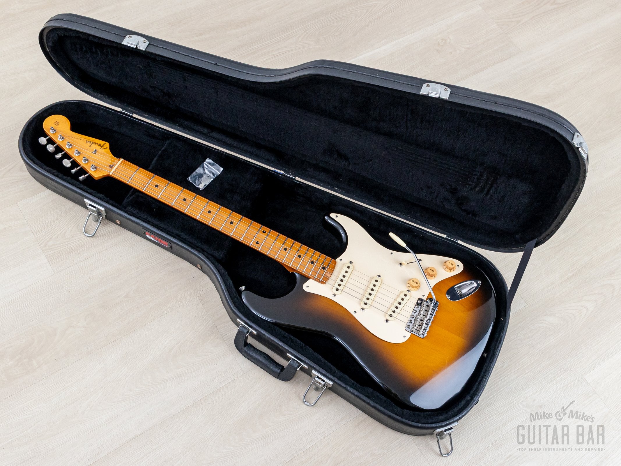 1987 Fender '57 Stratocaster ST57-115 Sunburst Lacquer w/ USA Pickups