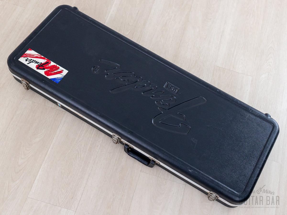 Fender molded hardshell case exterior