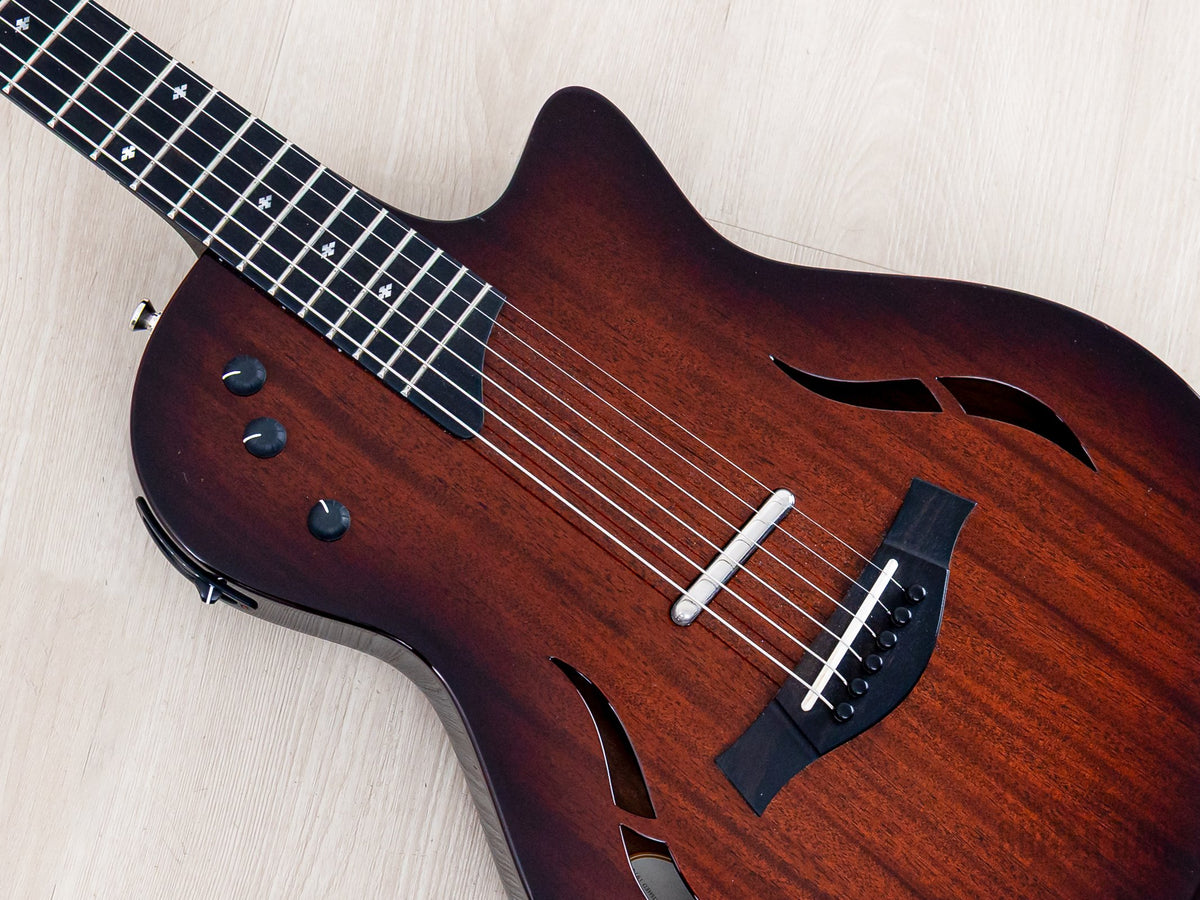 Taylor T5z body and lower neck, angled view