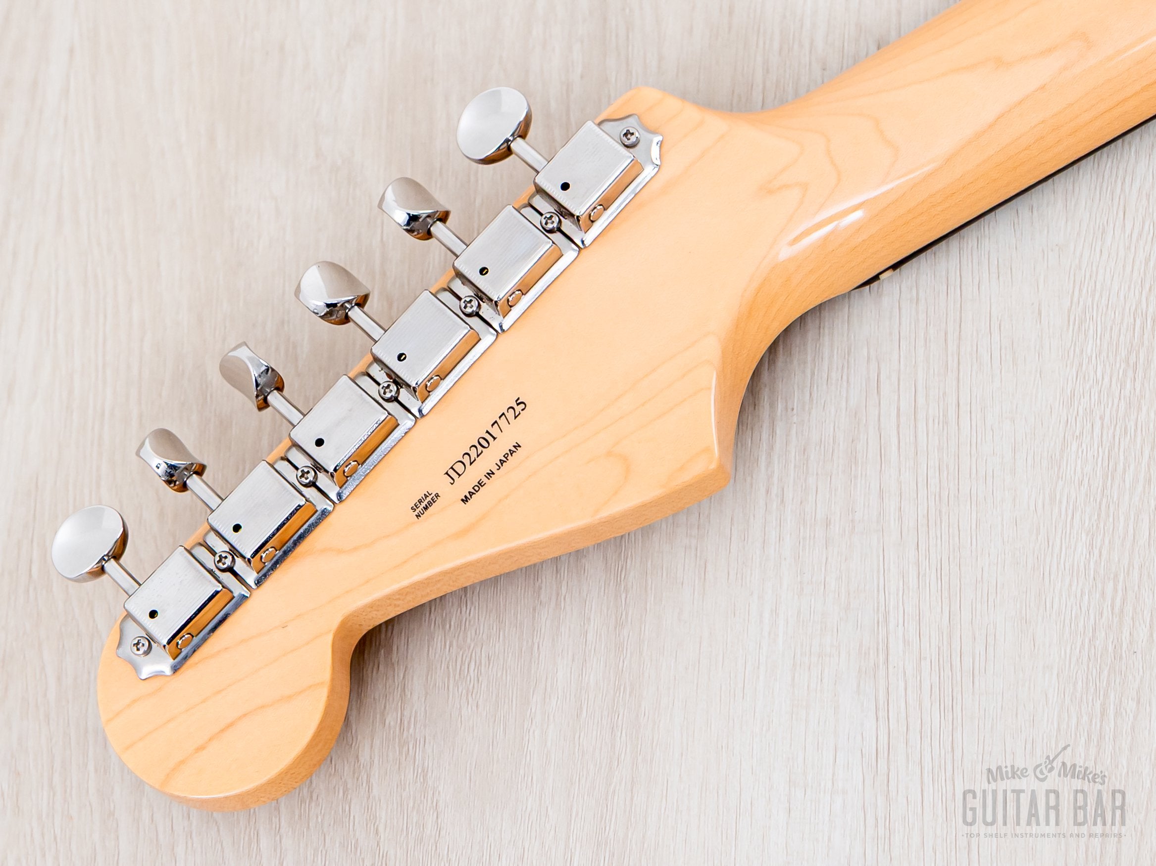 2022 Fender Traditional II '60s Stratocaster Black, Japan MIJ