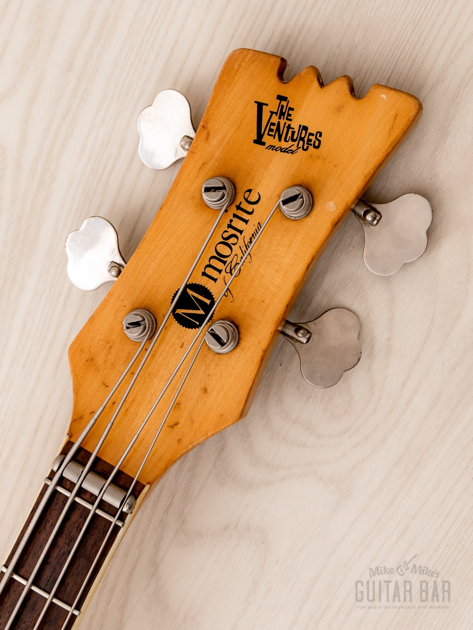 ベース MOSRITE AVENGER BASS WHITE 高額買取実施中!!】Mosrite Bass AVENGER エレキベース JAPAN