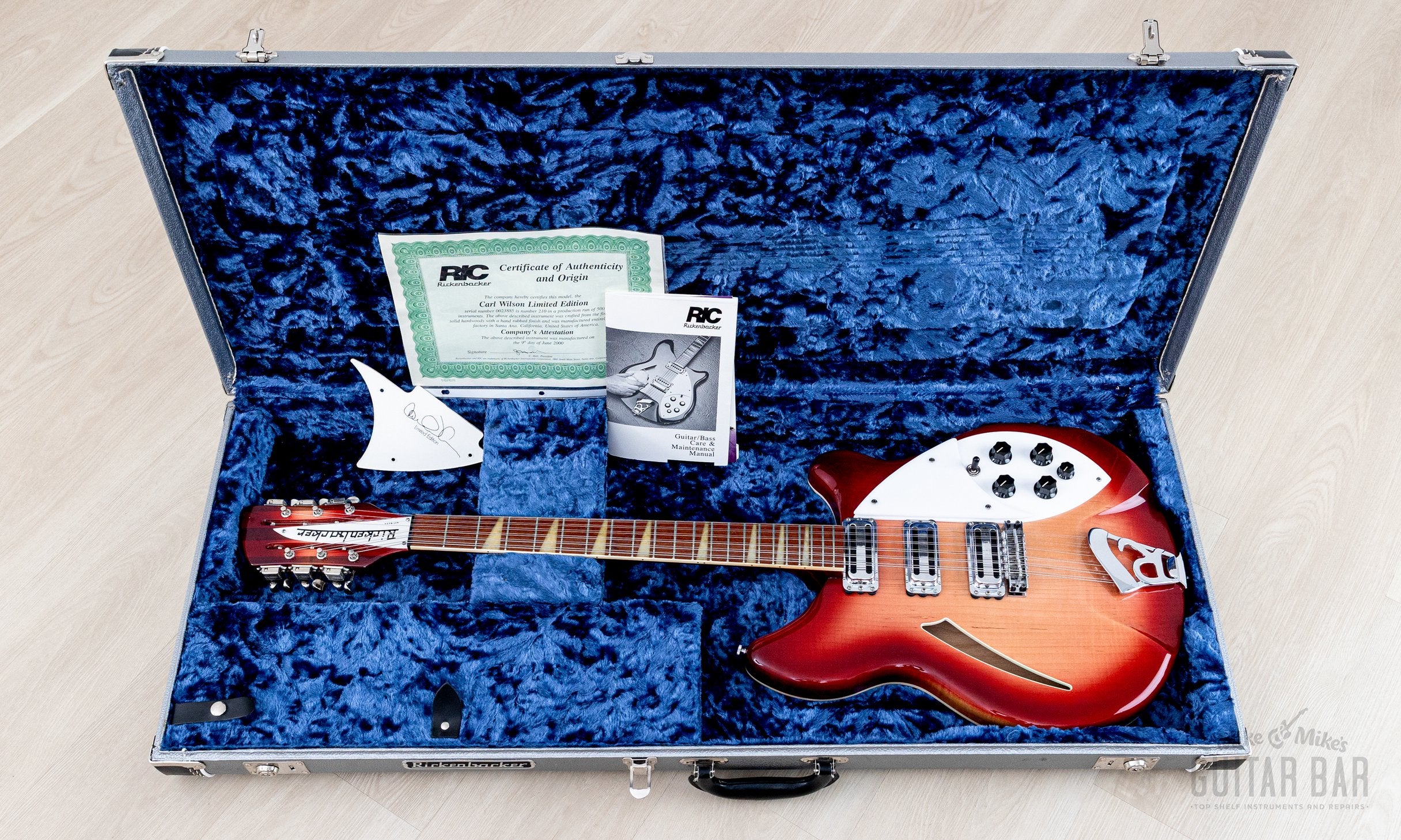 2000 Rickenbacker 360/12CW Carl Wilson Signature 12-String Fireglo, 37