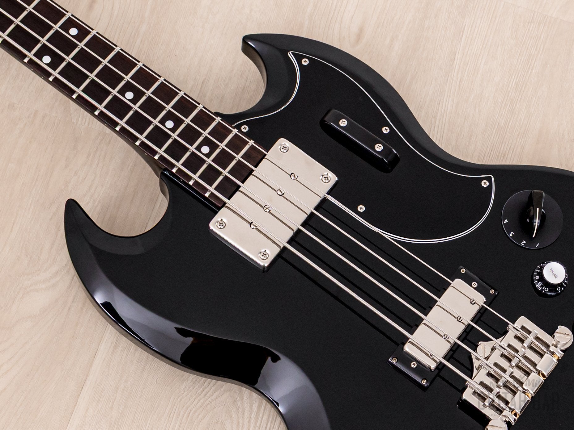 2002 Epiphone Elite EB-3 Short Scale Bass Ebony w/ Open Book Headstock, GIbson USA Pickups, Case & Hangtag, Japan
