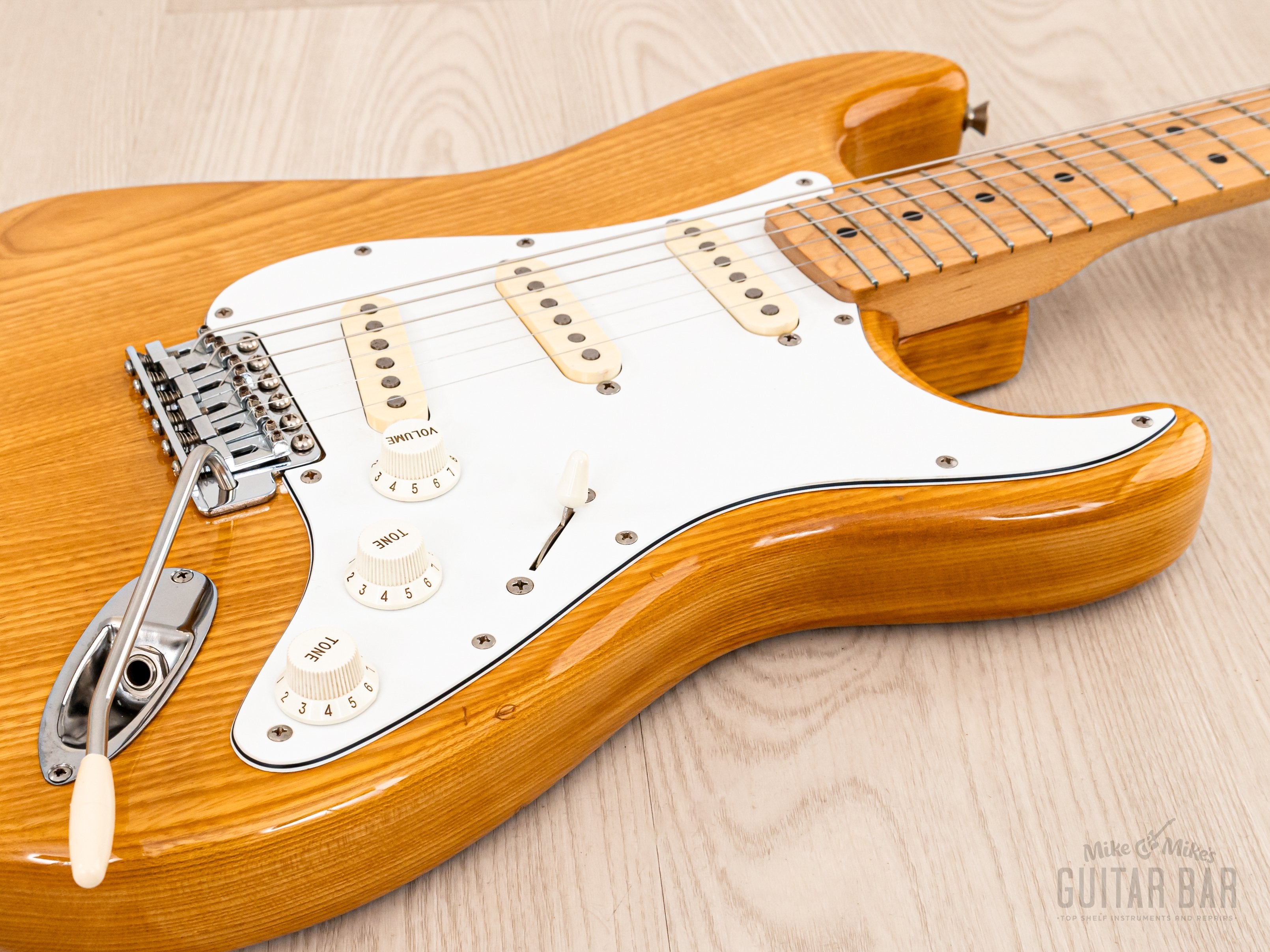 1990 Fender Stratocaster ‘72 Vintage Reissue ST72-500 Natural Ash w/ Case, Japan MIJ Fujigen