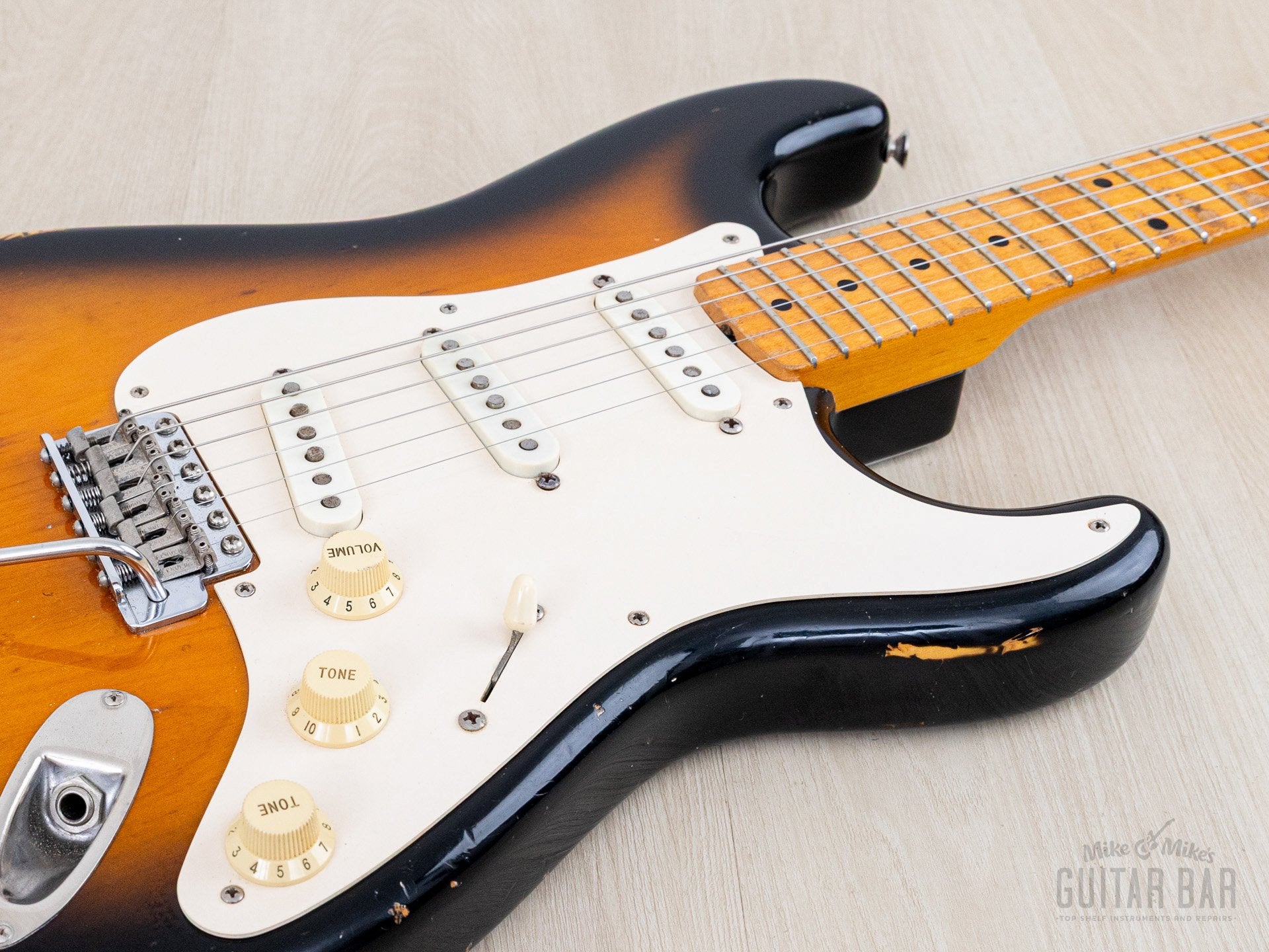 1989 Fender '54 Stratocaster ST54-900 Sunburst Lacquer w