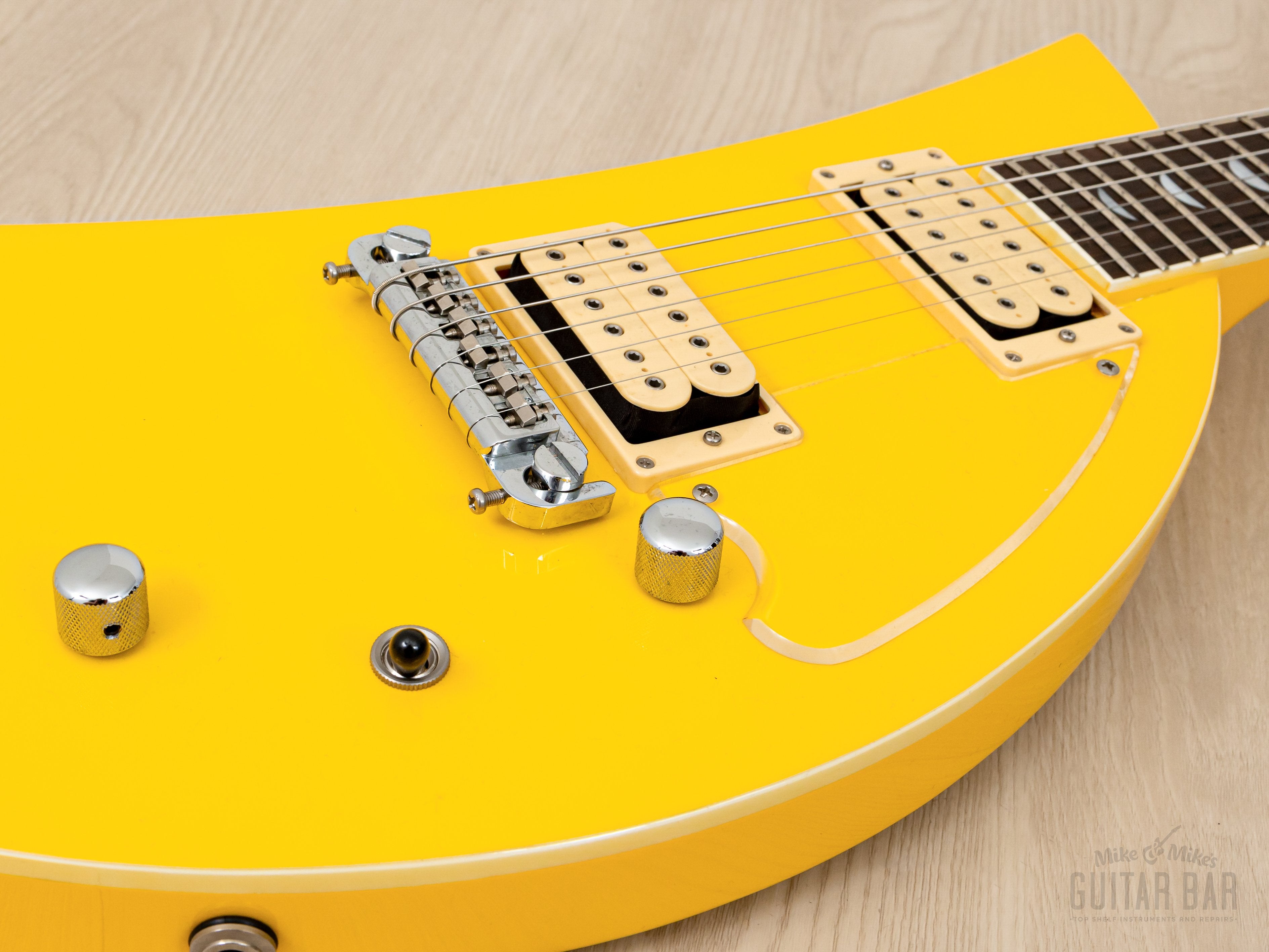 1989 Kawai MoonSault MS-80 Vintage Moon Guitar Near-Mint w/ Hangtags,