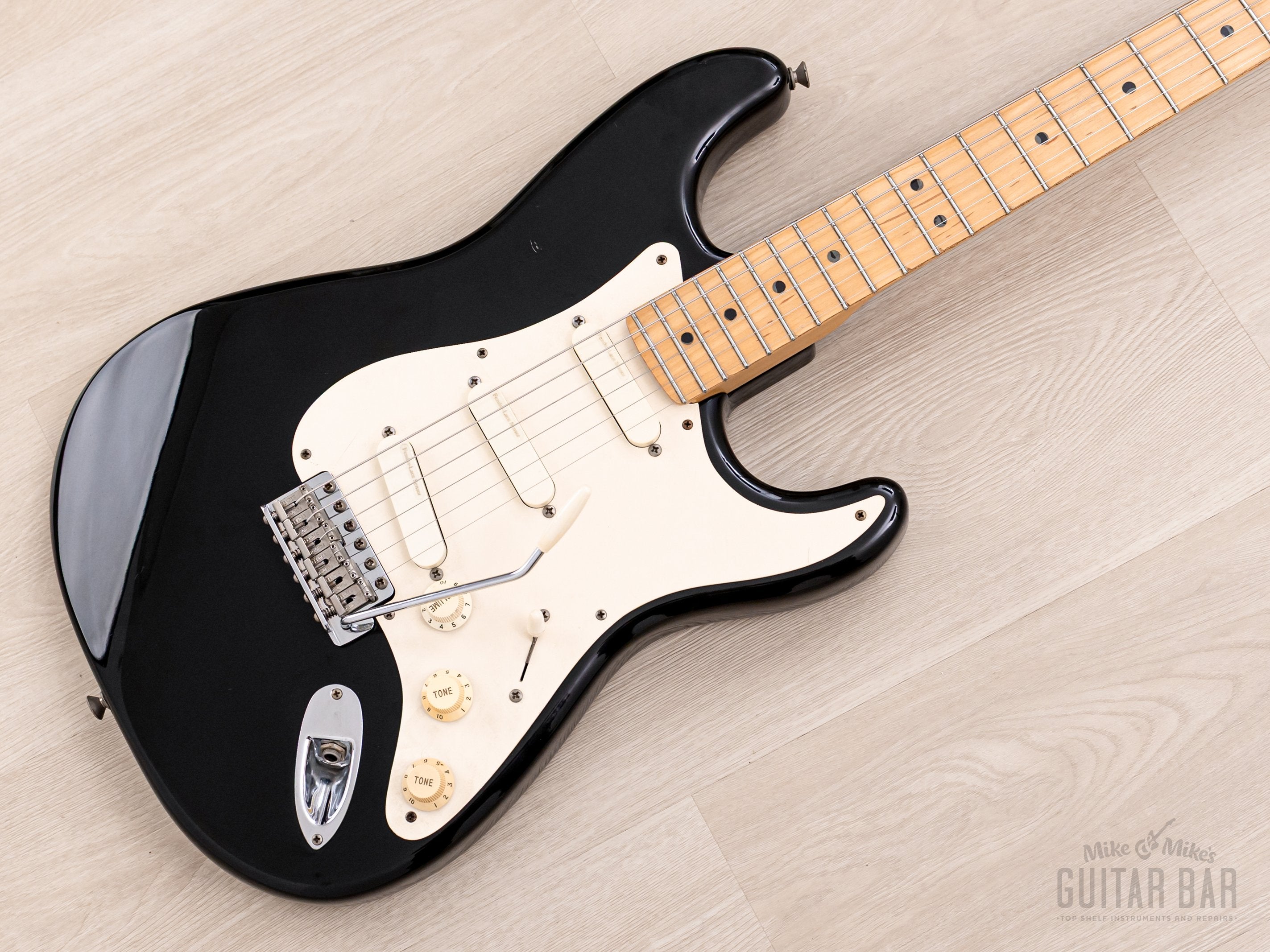 1994 Fender Eric Clapton Artist Series Signature Stratocaster Blackie 100% Original w/ Lace Sensors, TBX & Tweed Case