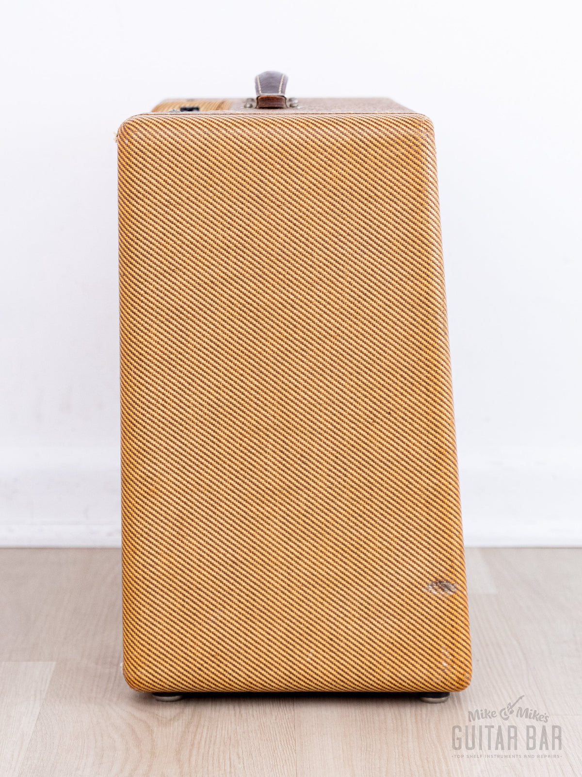 Fender Deluxe 5E3 tweed side