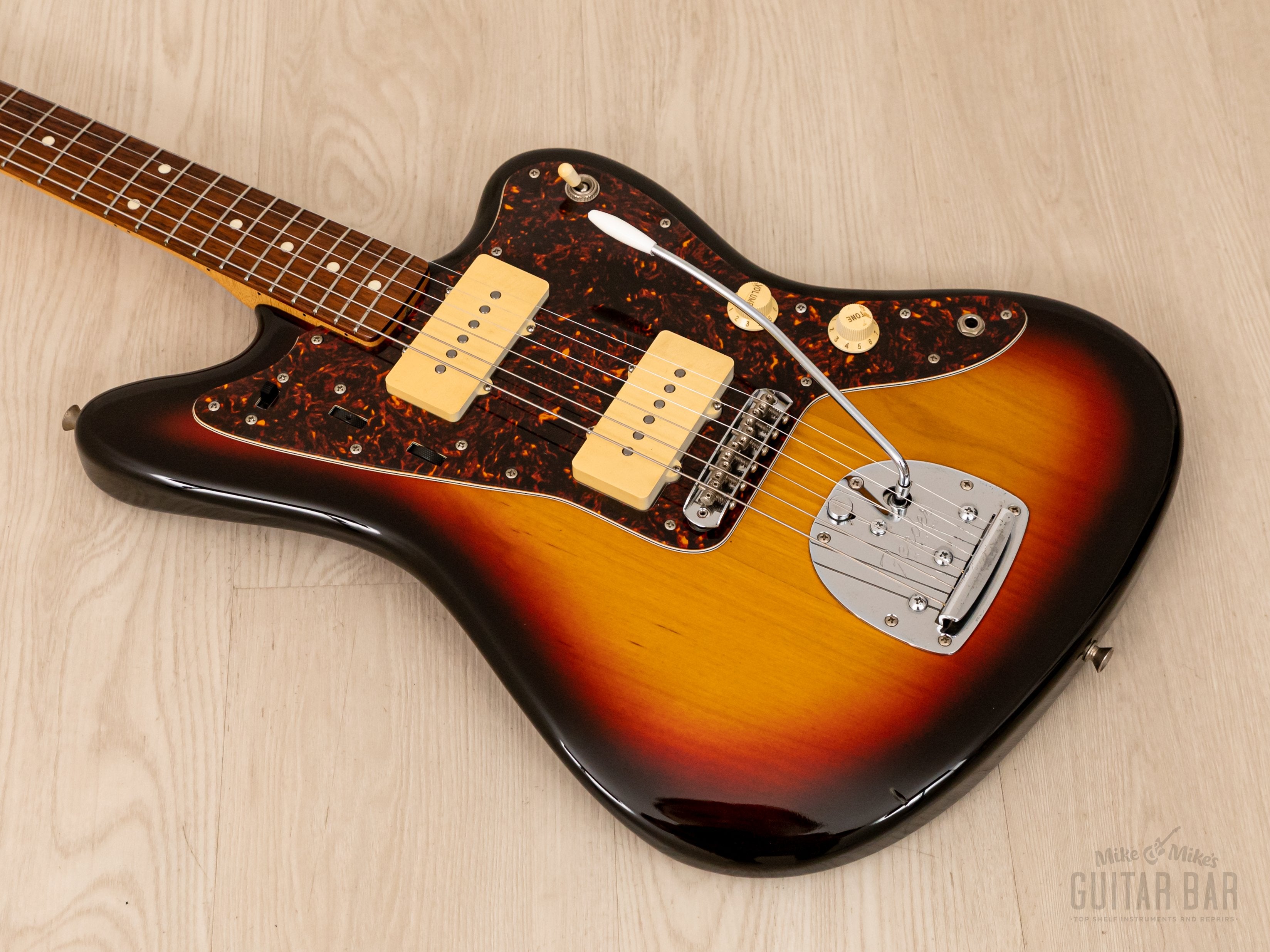 2003 Fender Jazzmaster '62 Vintage Reissue Offset Guitar JM66-80 Sunburst  w/ Hangtag, Japan CIJ